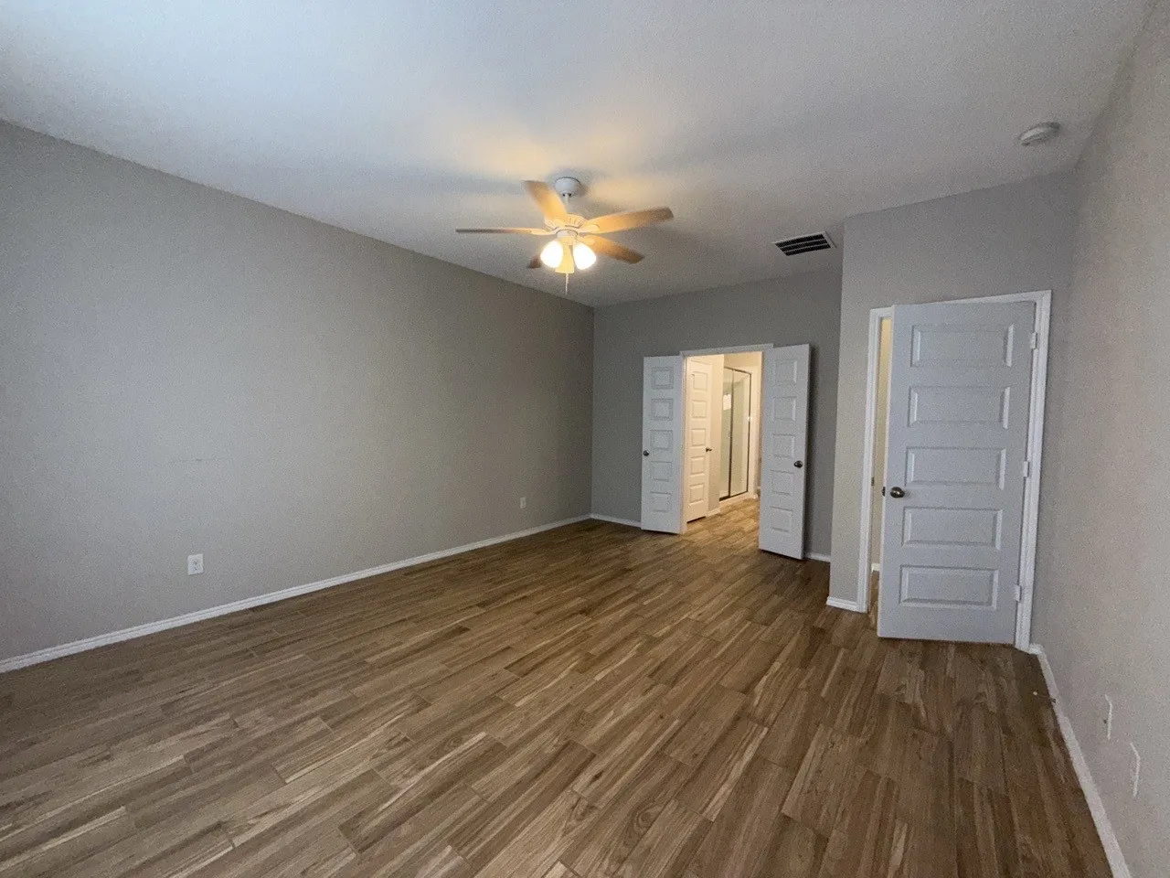 Single Family Residence For Sale in Kaufman County , 4109 Kettlewood Court, Forney, Texas 75126, 3 Bedroom, 2 Bathroom, 2 Garage spaces, 1,774 Sqft, built in 2019, mls#21237601, Real Estate Agent in Forney, Homes For Sale in Kaufman county, Homes For Sale in Forney, Realtor in Forney Texas, Real Estate Brokerage Independent Realty Texas, Luminita Cordes Realtor