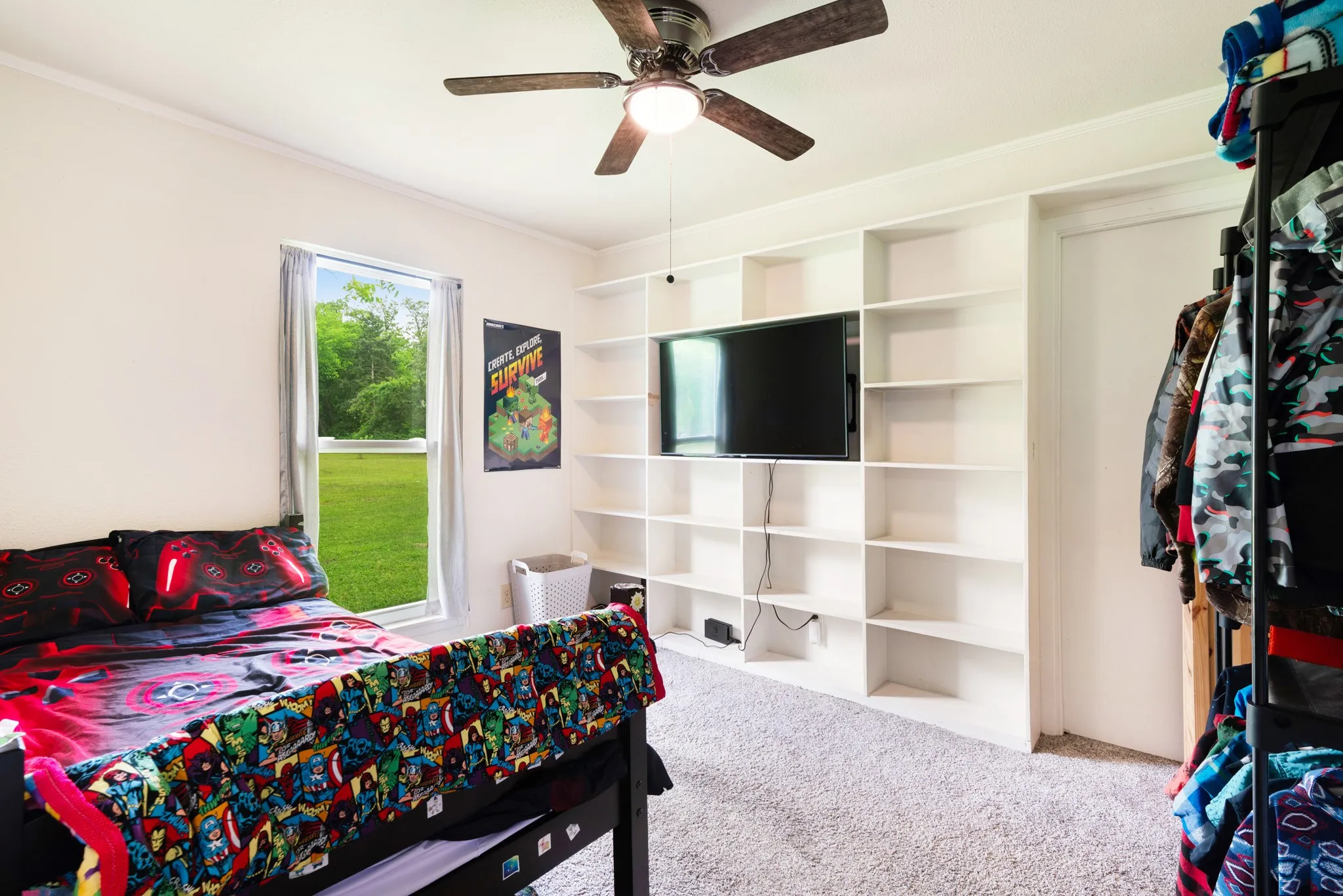Single Family Residence For Sale in Red River (TX) County , 505 N Howison Street, Bogata, Texas 75417, 3 Bedroom, 2 Bathroom, Garage spaces, 2,100 Sqft, built in 1987, Preowned, mls#21240226, Real Estate Agent in Bogata, Homes For Sale in Red River (TX) county, Homes For Sale in Bogata, Realtor in Bogata Texas, Real Estate Brokerage Independent Realty Texas, Luminita Cordes Realtor