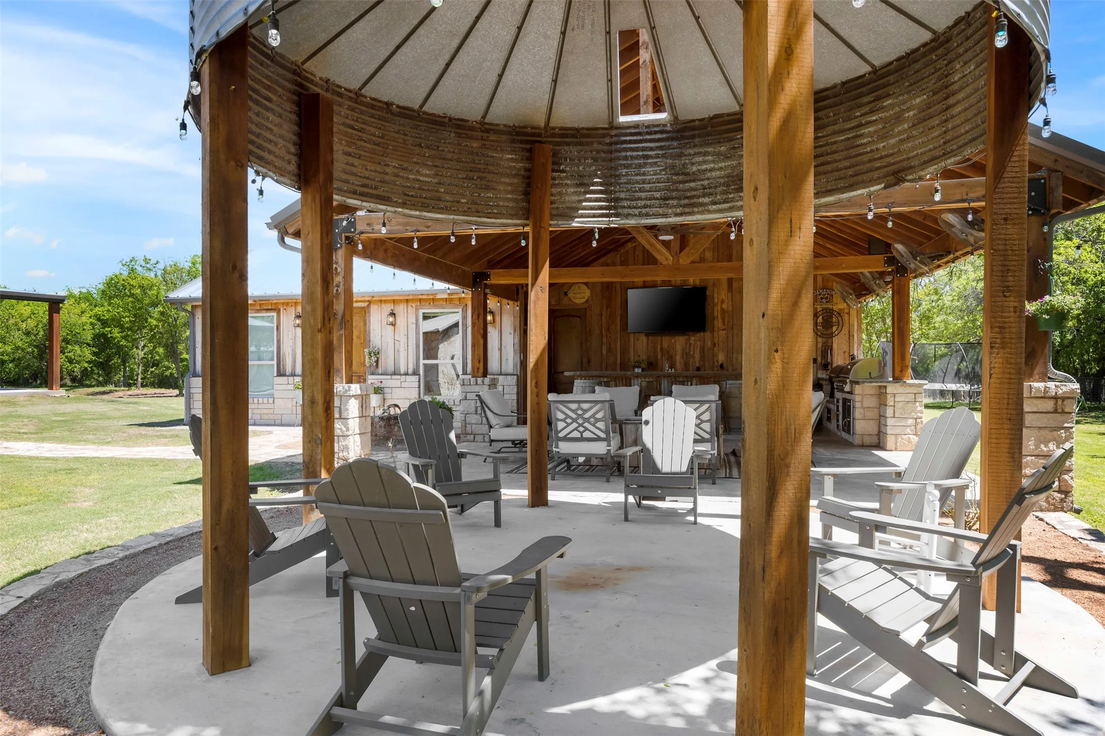 Farm For Sale in Somervell County , 5451 N Highway 144, Granbury, Texas 76048, 3 Bedrooms, 3 Bathrooms, Garage spaces, 2,016 Sqft, built in 2021, Preowned, Price $1,300,000, mls#21238300, Real Estate Agent in Granbury, Homes For Sale in Somervell county, Homes For Sale in Granbury, Realtor in Granbury Texas, Real Estate Brokerage Independent Realty Texas, Luminita Cordes Realtor