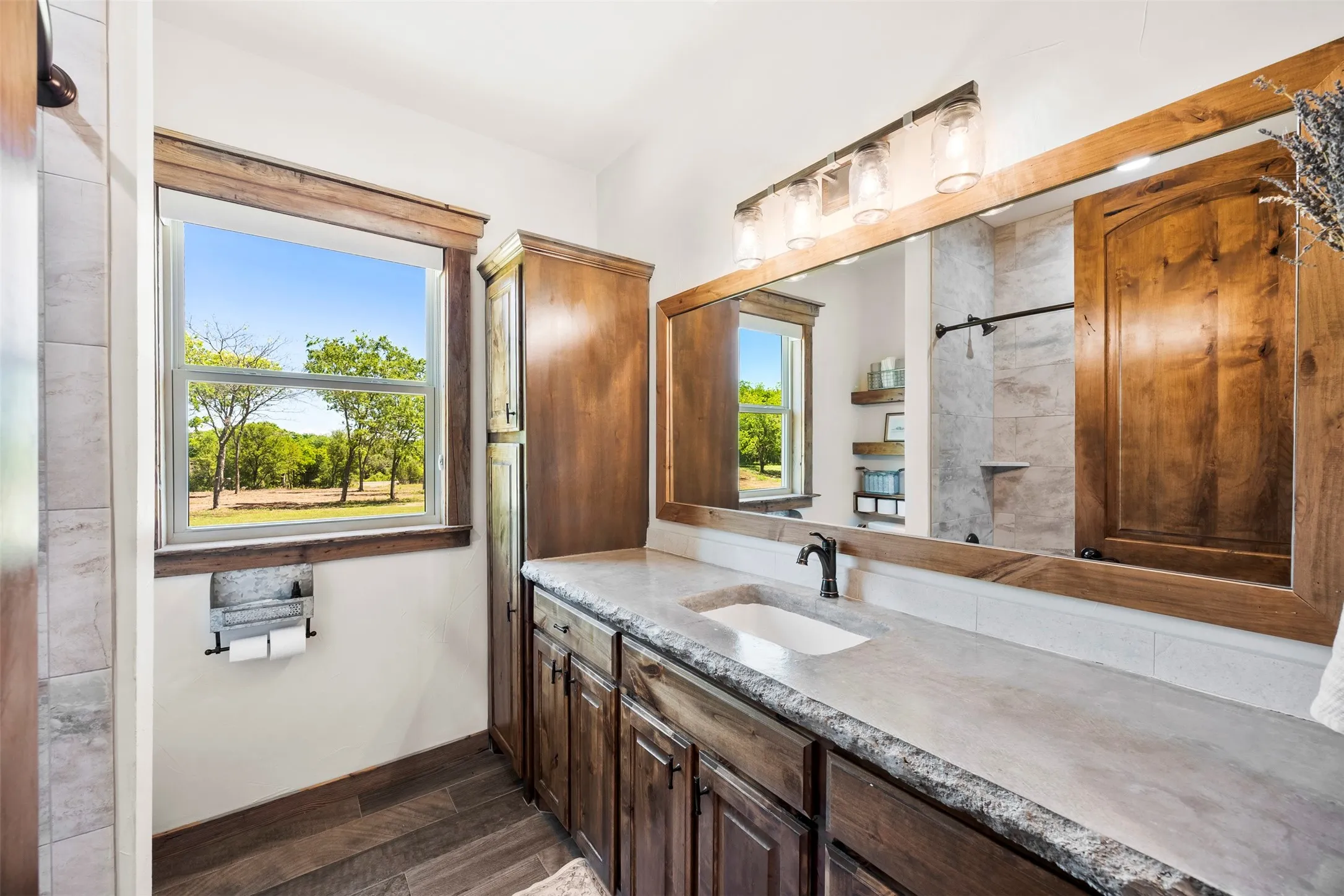 Farm For Sale in Somervell County , 5451 N Highway 144, Granbury, Texas 76048, 3 Bedrooms, 3 Bathrooms, Garage spaces, 2,016 Sqft, built in 2021, Preowned, Price $1,300,000, mls#21238300, Real Estate Agent in Granbury, Homes For Sale in Somervell county, Homes For Sale in Granbury, Realtor in Granbury Texas, Real Estate Brokerage Independent Realty Texas, Luminita Cordes Realtor