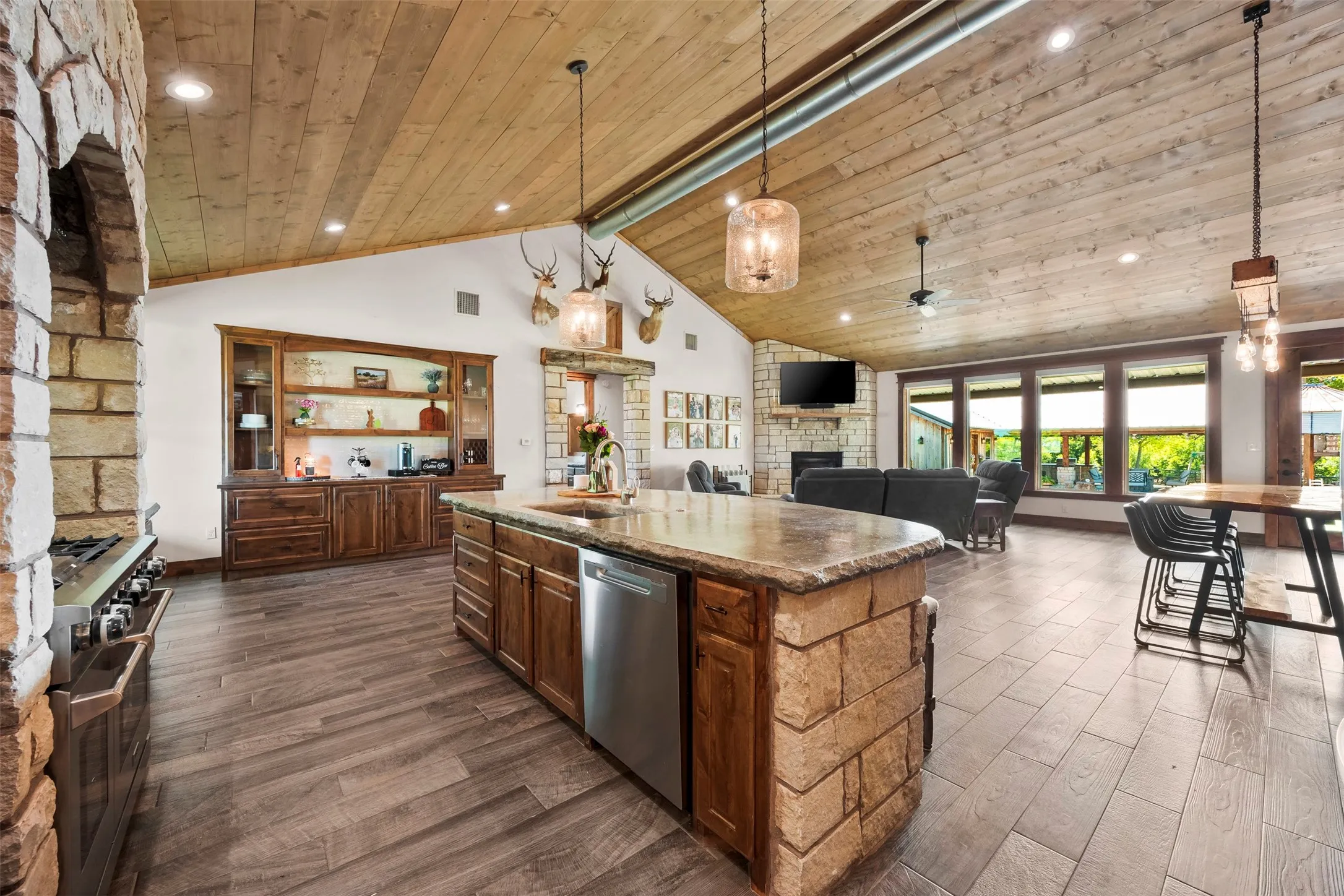 Farm For Sale in Somervell County , 5451 N Highway 144, Granbury, Texas 76048, 3 Bedrooms, 3 Bathrooms, Garage spaces, 2,016 Sqft, built in 2021, Preowned, Price $1,300,000, mls#21238300, Real Estate Agent in Granbury, Homes For Sale in Somervell county, Homes For Sale in Granbury, Realtor in Granbury Texas, Real Estate Brokerage Independent Realty Texas, Luminita Cordes Realtor
