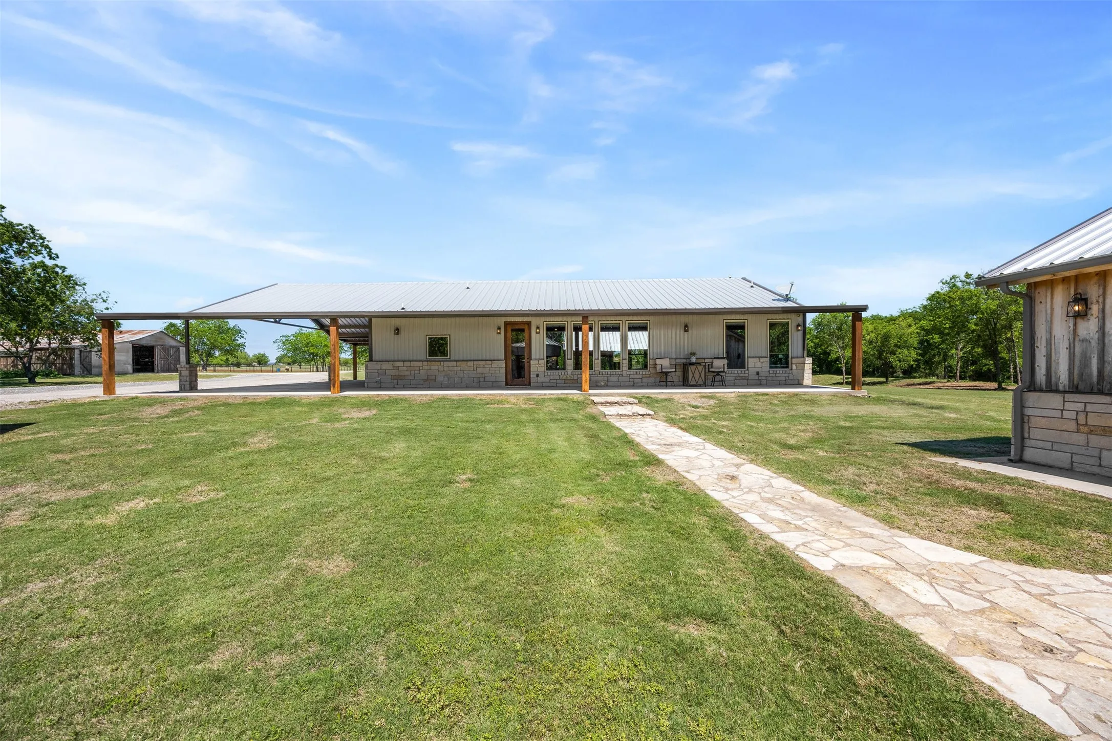 Farm For Sale in Somervell County , 5451 N Highway 144, Granbury, Texas 76048, 3 Bedrooms, 3 Bathrooms, Garage spaces, 2,016 Sqft, built in 2021, Preowned, Price $1,300,000, mls#21238300, Real Estate Agent in Granbury, Homes For Sale in Somervell county, Homes For Sale in Granbury, Realtor in Granbury Texas, Real Estate Brokerage Independent Realty Texas, Luminita Cordes Realtor