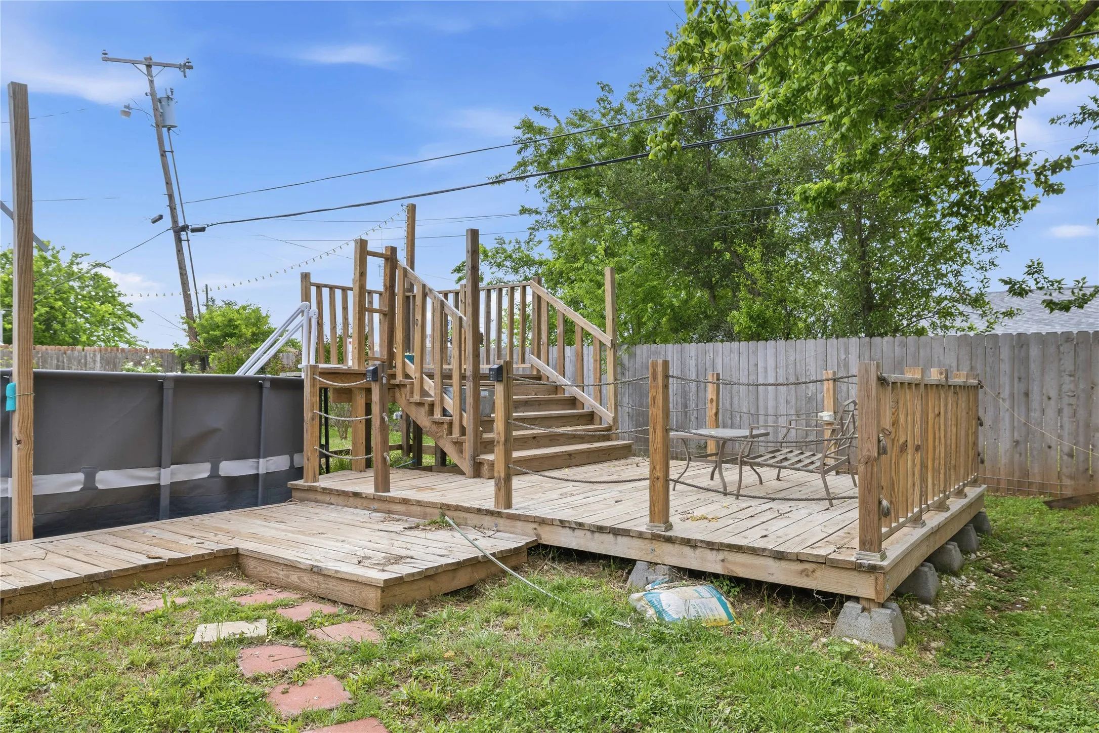 Single Family Residence For Sale in Brown County , 204 Sunnydale Drive, Early, Texas 76802, 6 Bedroom, 4 Bathroom, Garage spaces, 2,960 Sqft, built in 1962, Preowned, mls#21241224, Real Estate Agent in Early, Homes For Sale in Brown county, Homes For Sale in Early, Realtor in Early Texas, Real Estate Brokerage Independent Realty Texas, Luminita Cordes Realtor