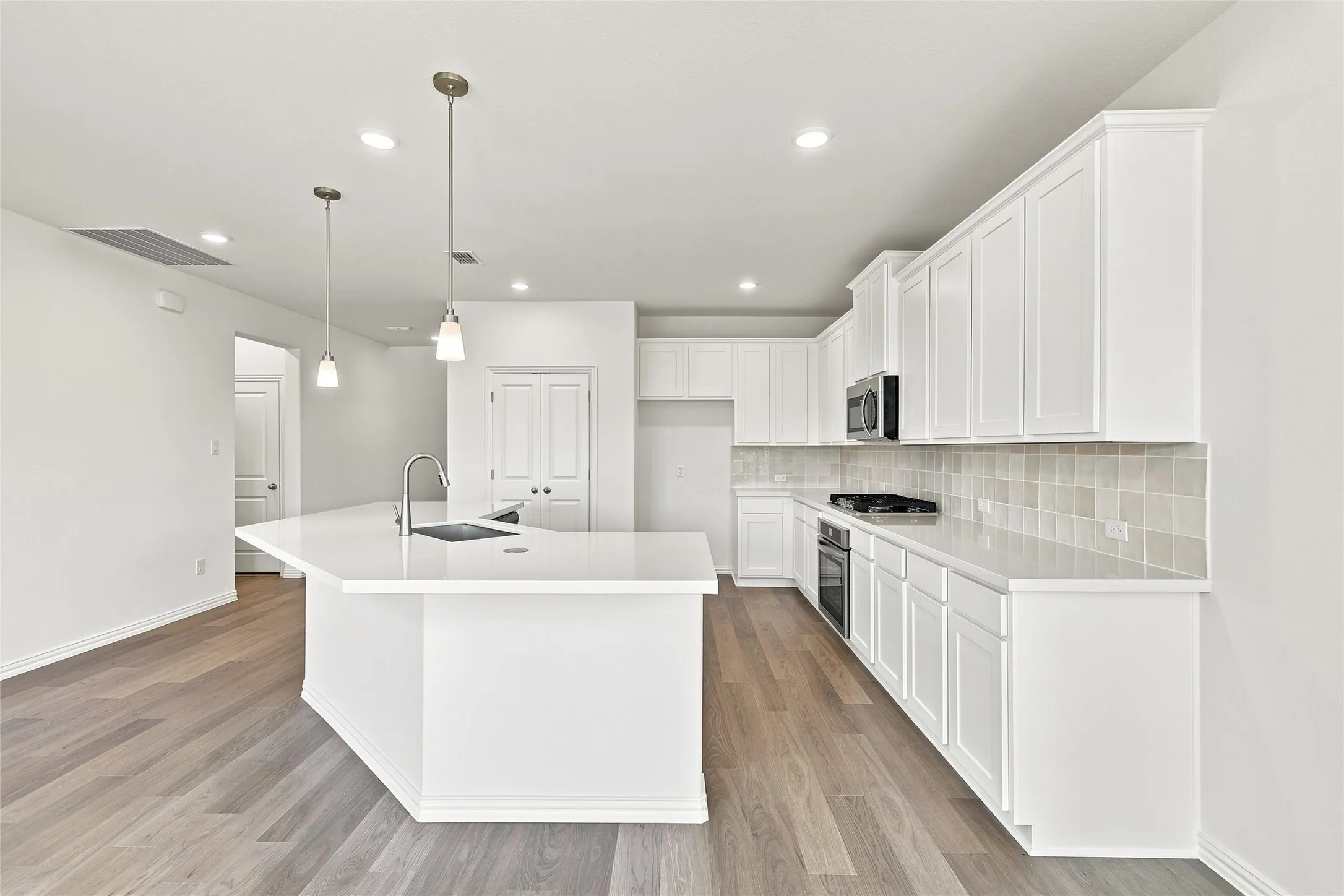 Single Family Residence For Sale in Collin County , 1325 Staffords Point Lane, Anna, Texas 75409, 4 Bedroom, 3 Bathroom, 2 Garage spaces, 2,632 Sqft, built in 2026, New Construction - Incomplete, mls#21236118, Real Estate Agent in Anna, Homes For Sale in Collin county, Homes For Sale in Anna, Realtor in Anna Texas, Real Estate Brokerage Independent Realty Texas, Luminita Cordes Realtor