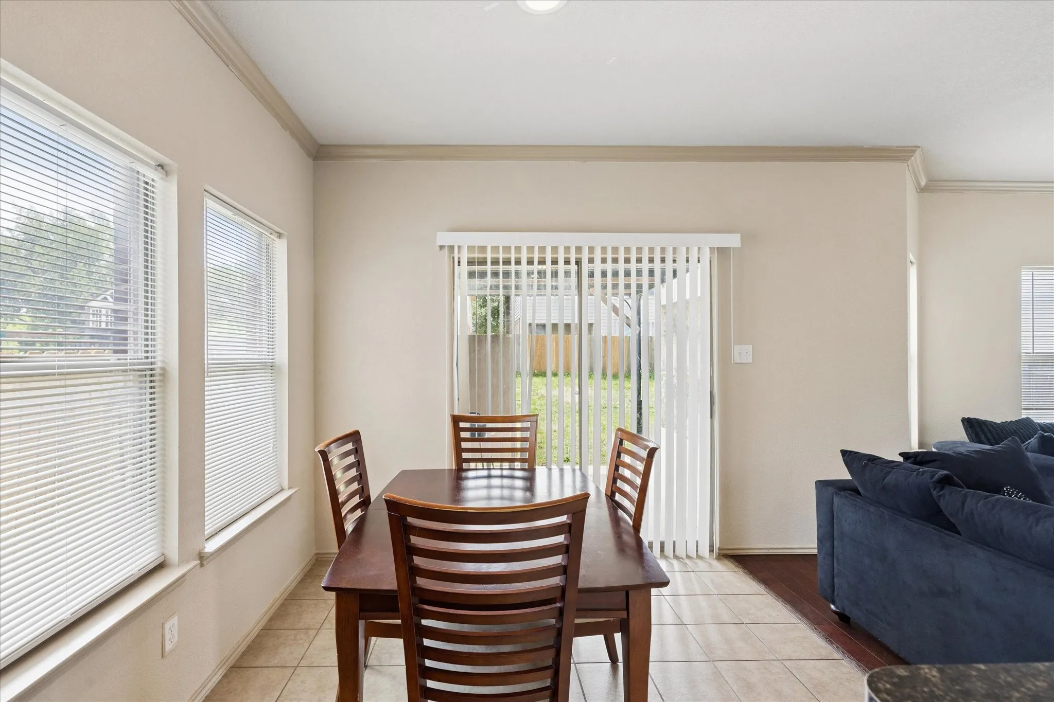 Single Family Residence For Sale in Tarrant County , 1107 Kielder Court, Fort Worth, Texas 76134, 3 Bedroom, 3 Bathroom, 2 Garage spaces, 1,829 Sqft, built in 2008, Preowned, Price $269,900, mls#21236886, Real Estate Agent in Fort Worth, Homes For Sale in Tarrant county, Homes For Sale in Fort Worth, Realtor in Fort Worth Texas, Real Estate Brokerage Independent Realty Texas, Luminita Cordes Realtor