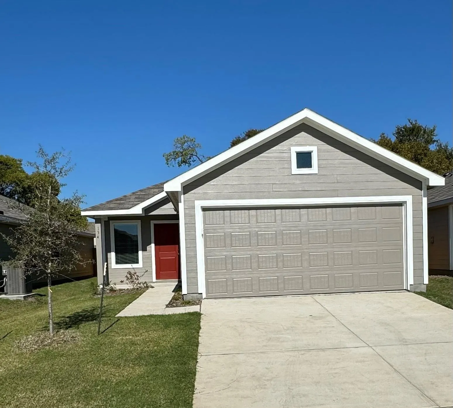 Single Family Residence For Rent in Collin County , 134 Harvest Street, Princeton, Texas 75407, 3 Bedroom, 2 Bathroom, 2 Garage spaces, 1,440 Sqft, built in 2024, mls#21239256, Real Estate Agent in Princeton, Homes For Rent in Collin county, Homes For Rent in Princeton, Realtor in Princeton Texas, Real Estate Brokerage Independent Realty Texas, Luminita Cordes Realtor