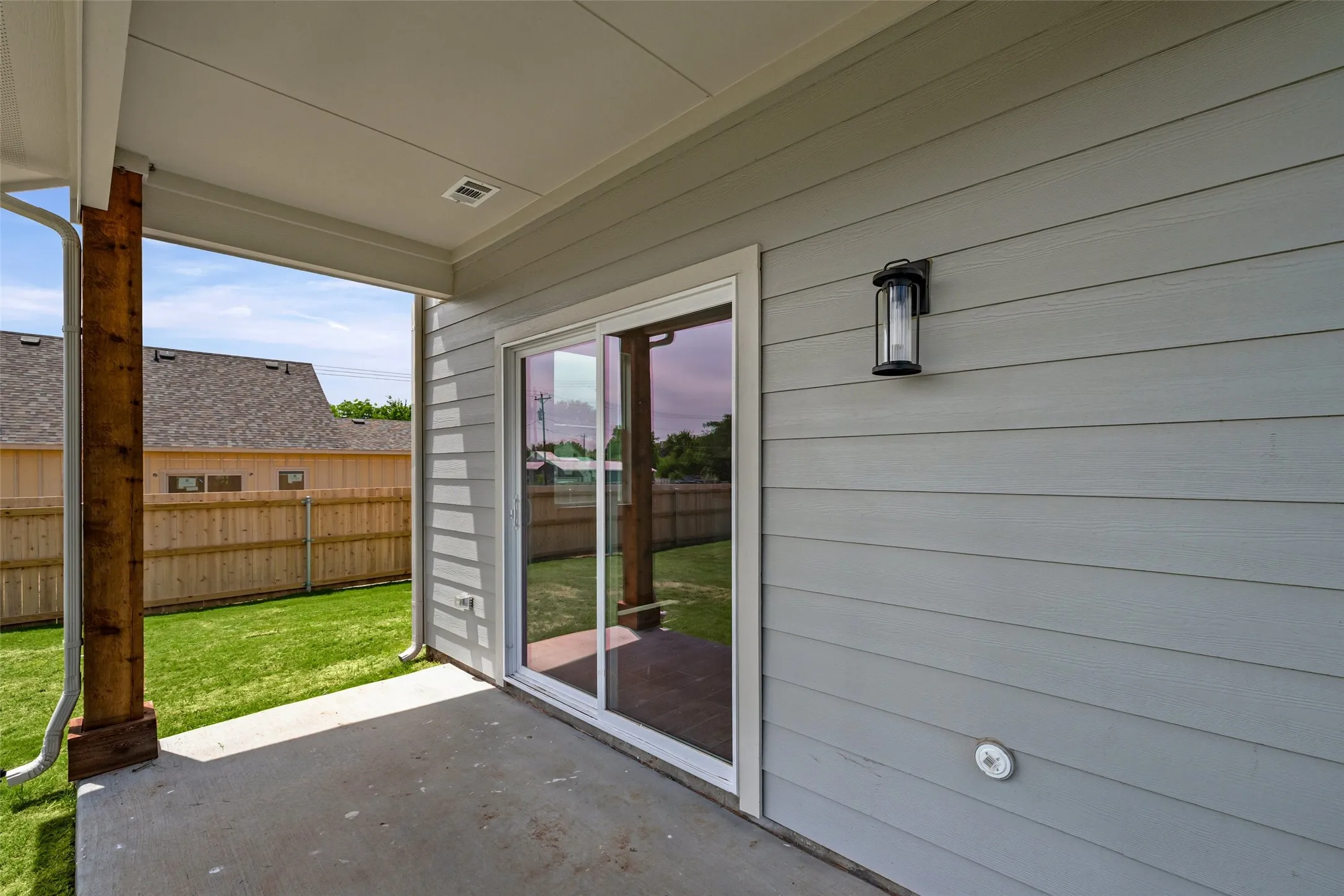 Single Family Residence For Sale in Hood County , 702 Perkins Court, Granbury, Texas 76048, 3 Bedroom, 3 Bathroom, 2 Garage spaces, 1,753 Sqft, built in 2026, mls#21241313, Real Estate Agent in Granbury, Homes For Sale in Hood county, Homes For Sale in Granbury, Realtor in Granbury Texas, Real Estate Brokerage Independent Realty Texas, Luminita Cordes Realtor