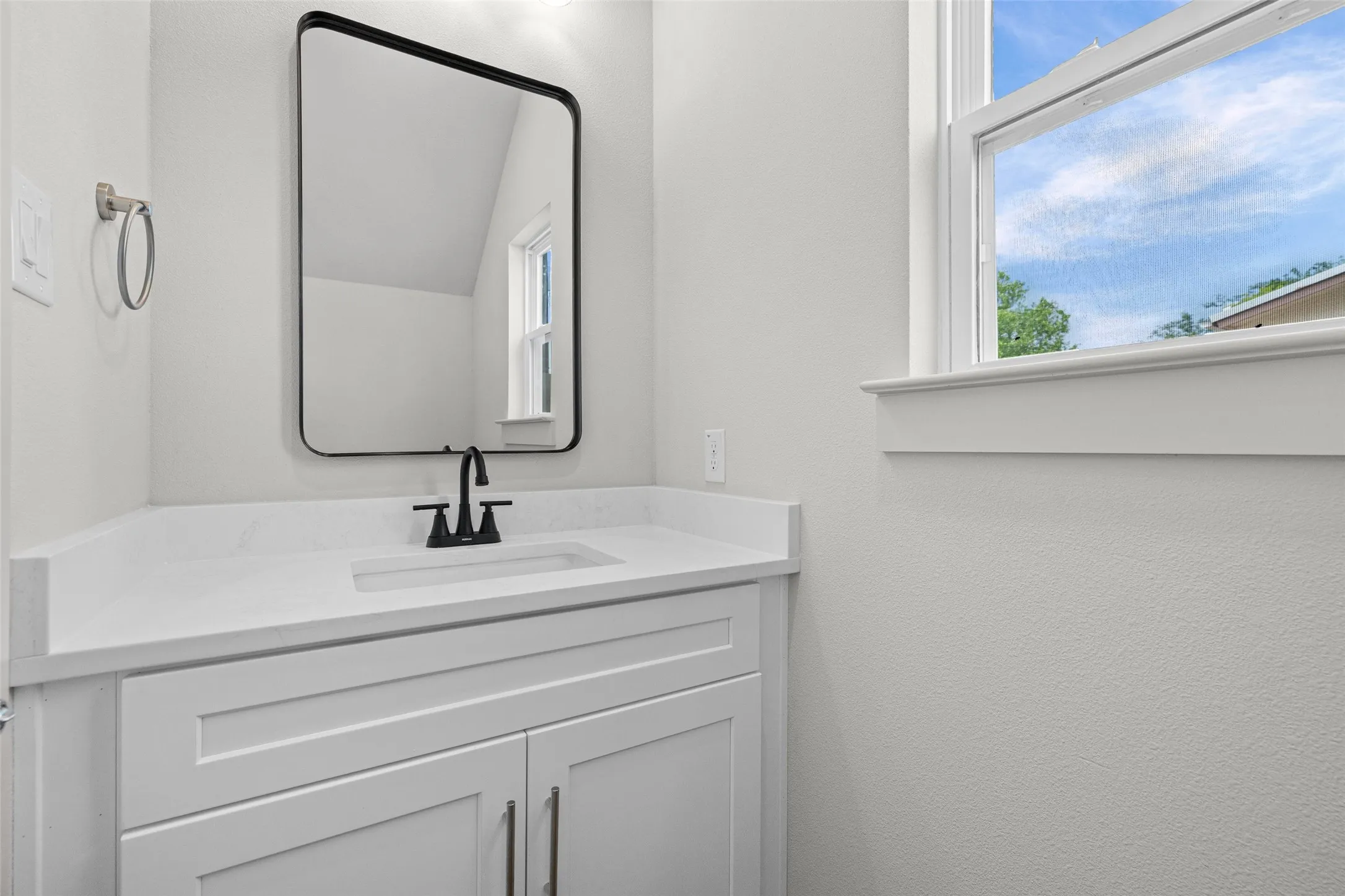 Single Family Residence For Sale in Hood County , 702 Perkins Court, Granbury, Texas 76048, 3 Bedroom, 3 Bathroom, 2 Garage spaces, 1,753 Sqft, built in 2026, mls#21241313, Real Estate Agent in Granbury, Homes For Sale in Hood county, Homes For Sale in Granbury, Realtor in Granbury Texas, Real Estate Brokerage Independent Realty Texas, Luminita Cordes Realtor