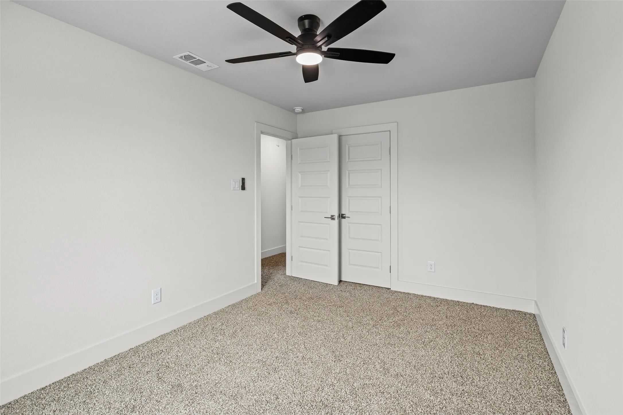 Single Family Residence For Sale in Hood County , 702 Perkins Court, Granbury, Texas 76048, 3 Bedroom, 3 Bathroom, 2 Garage spaces, 1,753 Sqft, built in 2026, mls#21241313, Real Estate Agent in Granbury, Homes For Sale in Hood county, Homes For Sale in Granbury, Realtor in Granbury Texas, Real Estate Brokerage Independent Realty Texas, Luminita Cordes Realtor