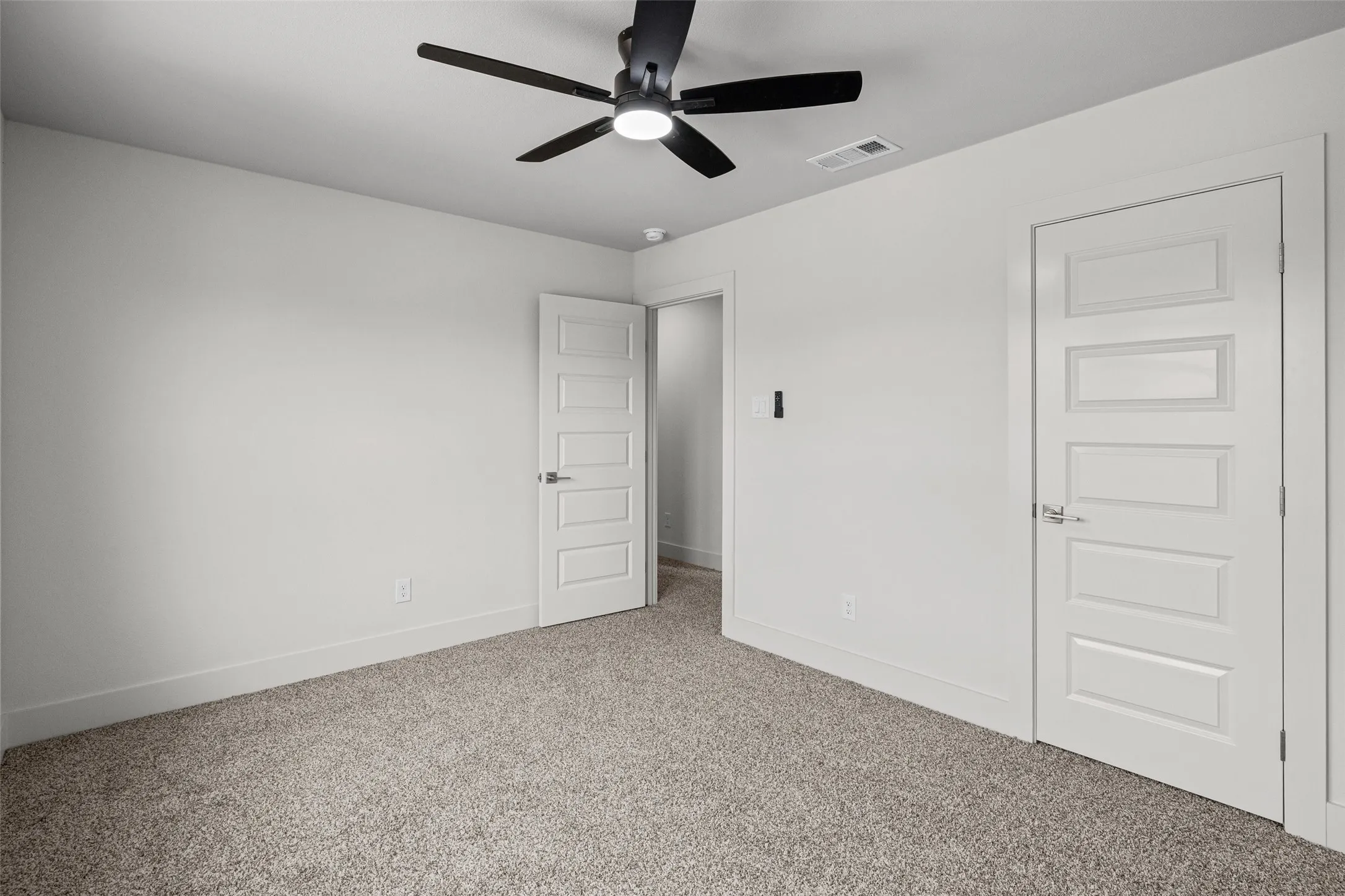 Single Family Residence For Sale in Hood County , 702 Perkins Court, Granbury, Texas 76048, 3 Bedroom, 3 Bathroom, 2 Garage spaces, 1,753 Sqft, built in 2026, mls#21241313, Real Estate Agent in Granbury, Homes For Sale in Hood county, Homes For Sale in Granbury, Realtor in Granbury Texas, Real Estate Brokerage Independent Realty Texas, Luminita Cordes Realtor
