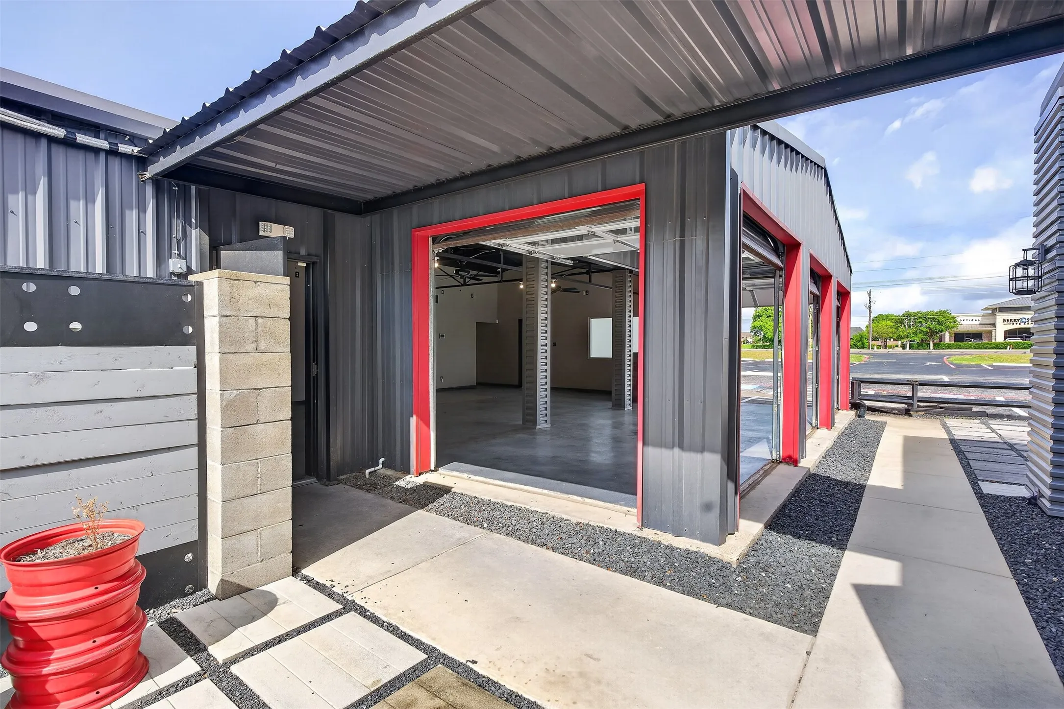 Business For Rent in Johnson County , 2795 Wilshire Boulevard, Burleson, Texas 76028, 0, 0, Garage spaces, 5,340 Sqft, built in 1992, Preowned, mls#21240907, Real Estate Agent in Burleson, Homes For Rent in Johnson county, Homes For Rent in Burleson, Realtor in Burleson Texas, Real Estate Brokerage Independent Realty Texas, Luminita Cordes Realtor