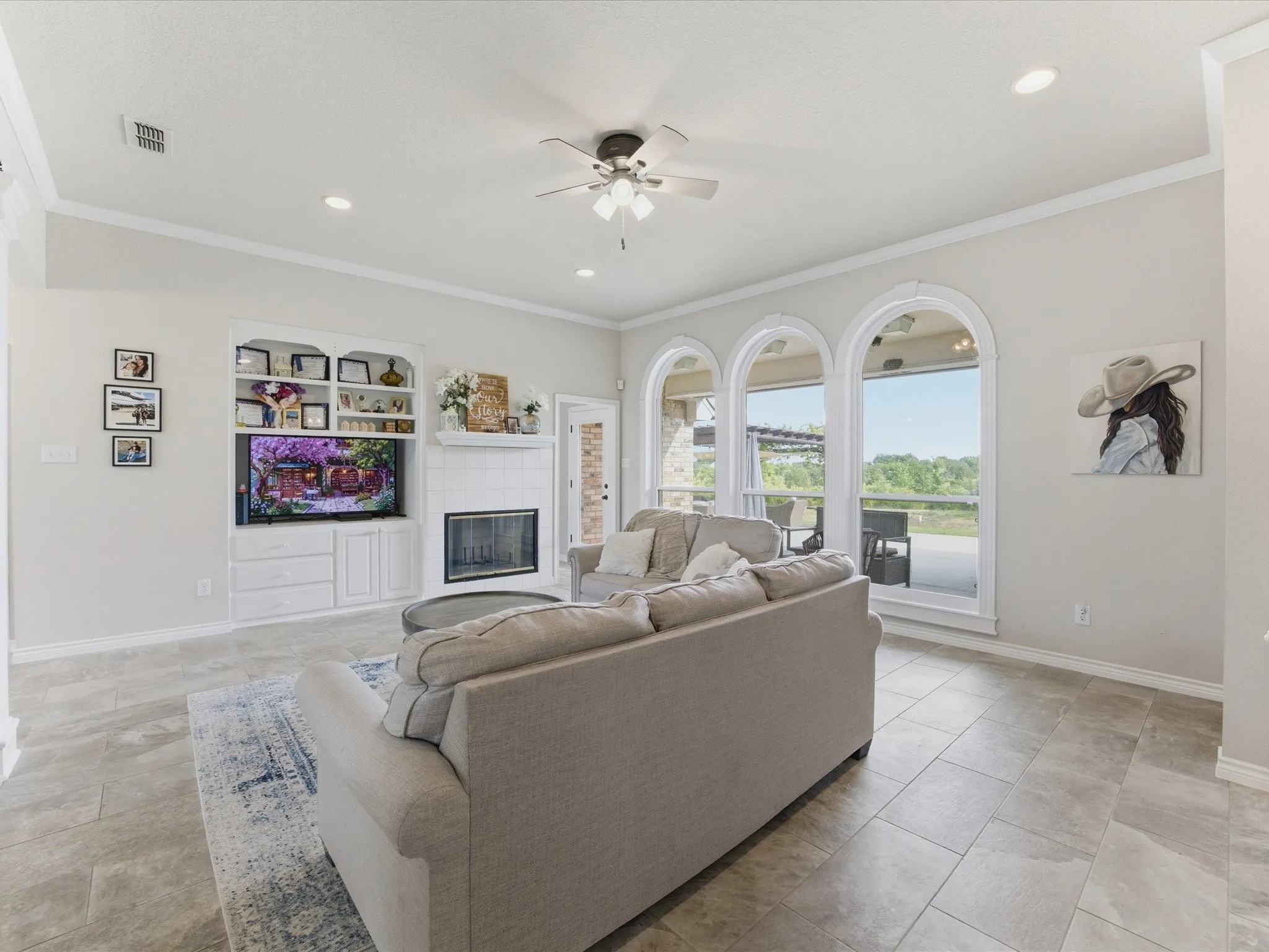 Single Family Residence For Sale in Wise County , 104 Marina Del Ray, Bridgeport, Texas 76426, 4 Bedroom, 3 Bathroom, 3 Garage spaces, 2,587 Sqft, built in 1996, mls#21241017, Real Estate Agent in Bridgeport, Homes For Sale in Wise county, Homes For Sale in Bridgeport, Realtor in Bridgeport Texas, Real Estate Brokerage Independent Realty Texas, Luminita Cordes Realtor