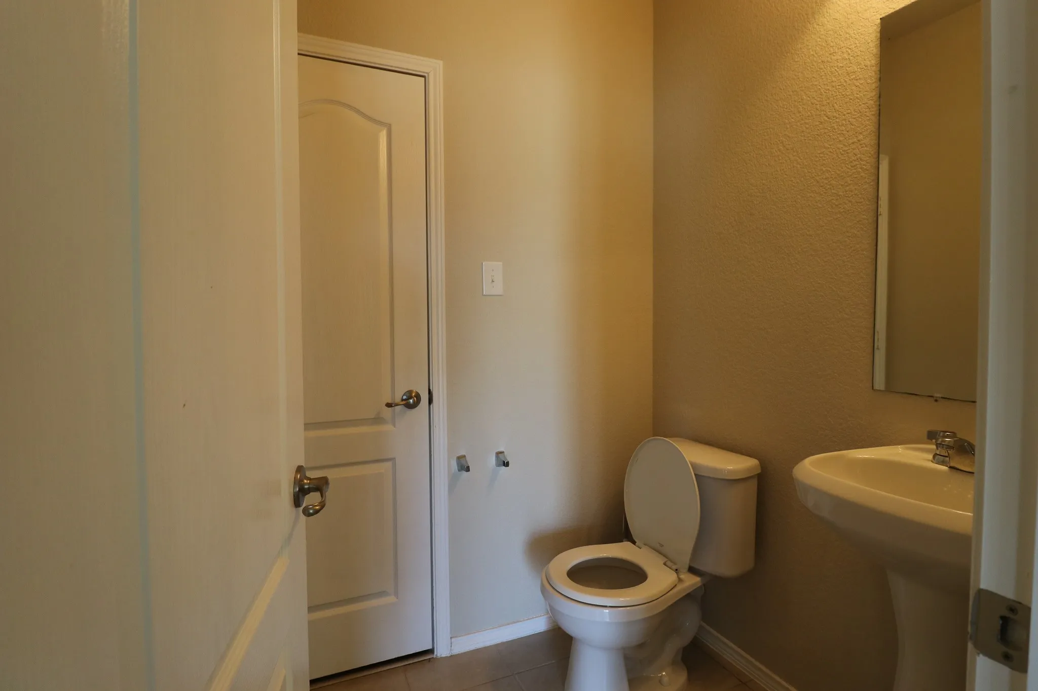 Single Family Residence For Sale in Denton County , 9160 Cranston Court, Providence Village, Texas 76227, 4 Bedrooms, 4 Bathrooms, 2 Garage spaces, 3,206 Sqft, built in 2016, Preowned, Price $425,000, mls#21239940, Real Estate Agent in Providence Village, Homes For Sale in Denton county, Homes For Sale in Providence Village, Realtor in Providence Village Texas, Real Estate Brokerage Independent Realty Texas, Luminita Cordes Realtor