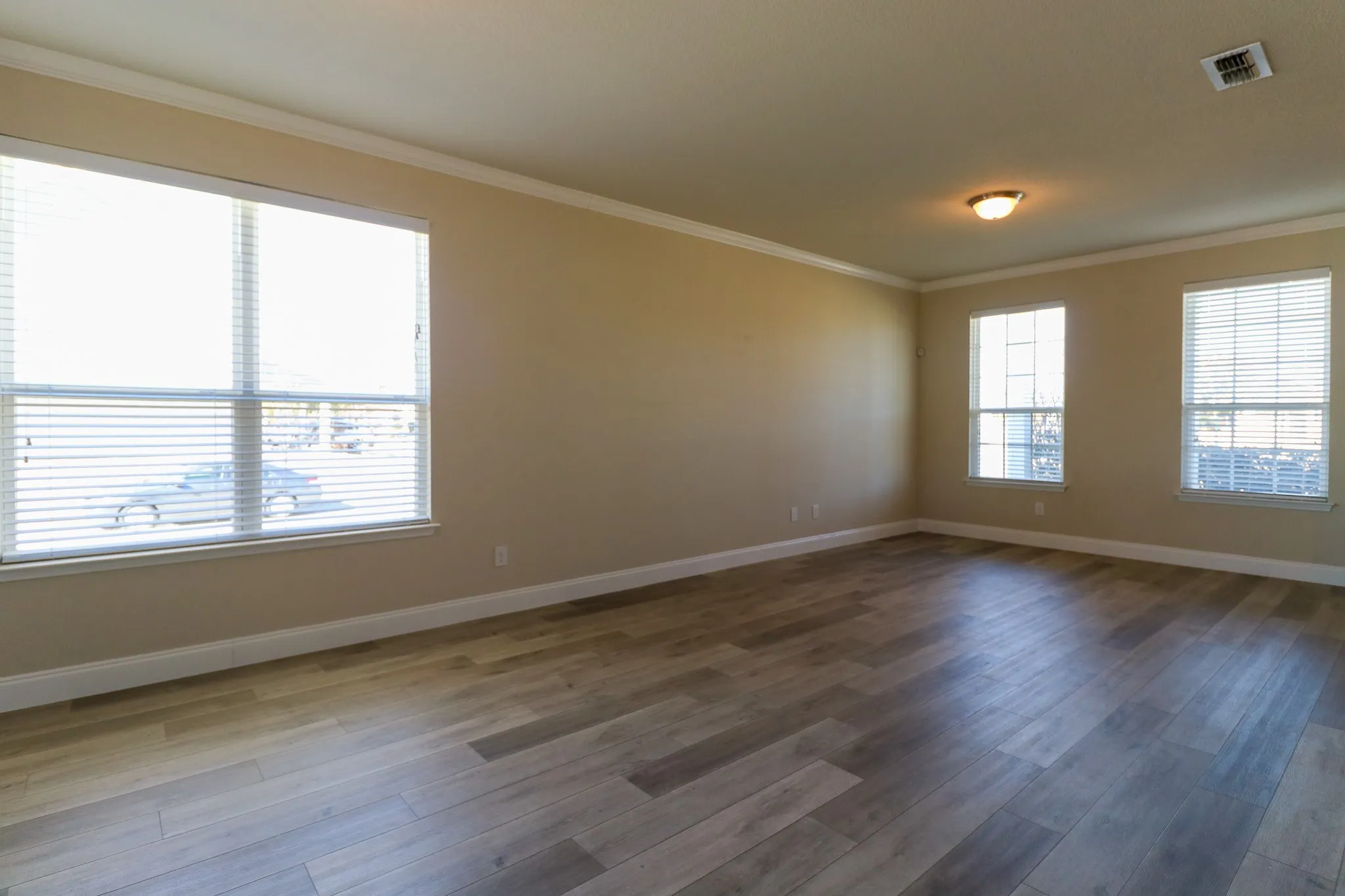 Single Family Residence For Sale in Denton County , 9160 Cranston Court, Providence Village, Texas 76227, 4 Bedrooms, 4 Bathrooms, 2 Garage spaces, 3,206 Sqft, built in 2016, Preowned, Price $425,000, mls#21239940, Real Estate Agent in Providence Village, Homes For Sale in Denton county, Homes For Sale in Providence Village, Realtor in Providence Village Texas, Real Estate Brokerage Independent Realty Texas, Luminita Cordes Realtor