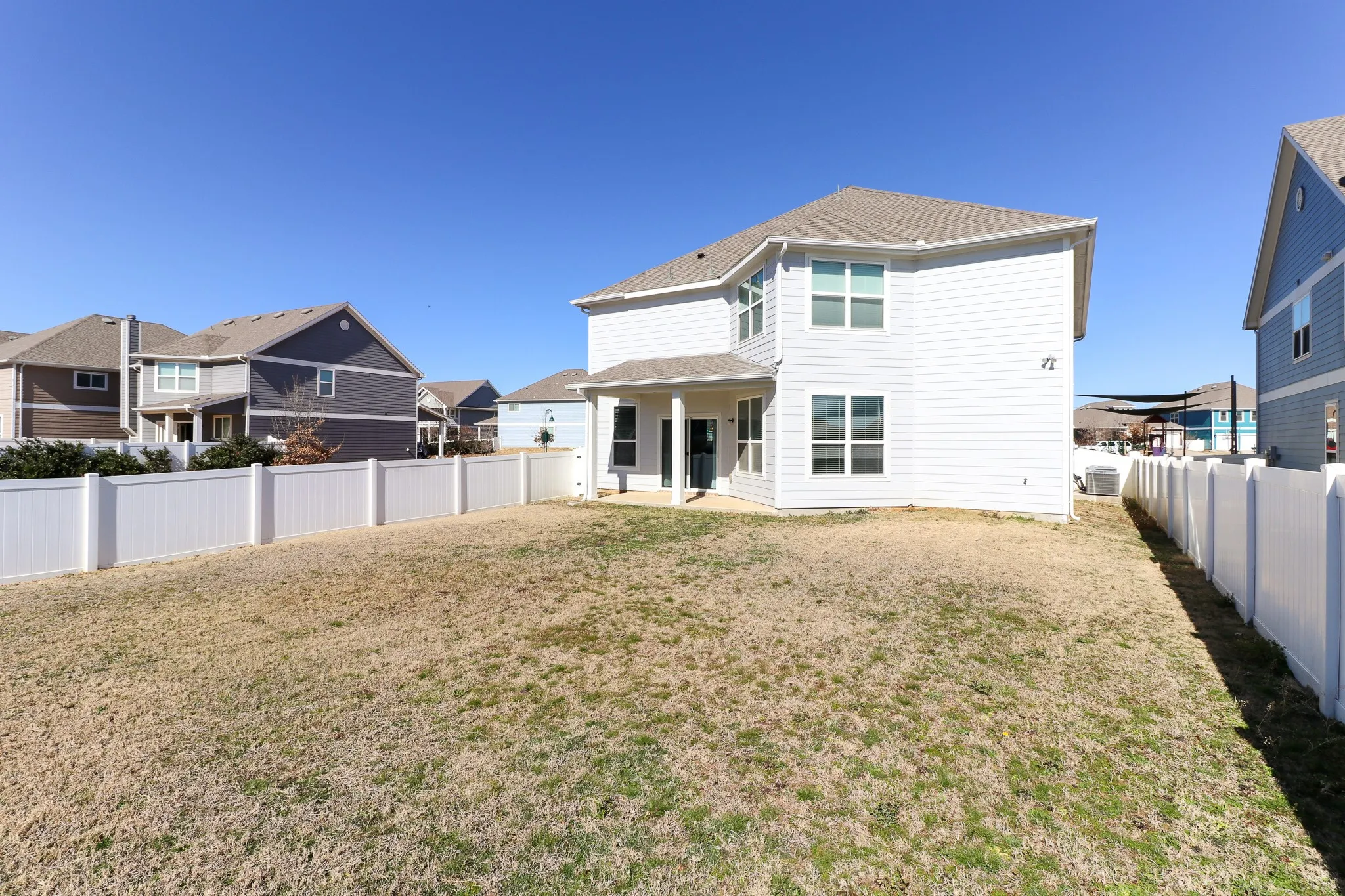 Single Family Residence For Sale in Denton County , 9160 Cranston Court, Providence Village, Texas 76227, 4 Bedrooms, 4 Bathrooms, 2 Garage spaces, 3,206 Sqft, built in 2016, Preowned, Price $425,000, mls#21239940, Real Estate Agent in Providence Village, Homes For Sale in Denton county, Homes For Sale in Providence Village, Realtor in Providence Village Texas, Real Estate Brokerage Independent Realty Texas, Luminita Cordes Realtor