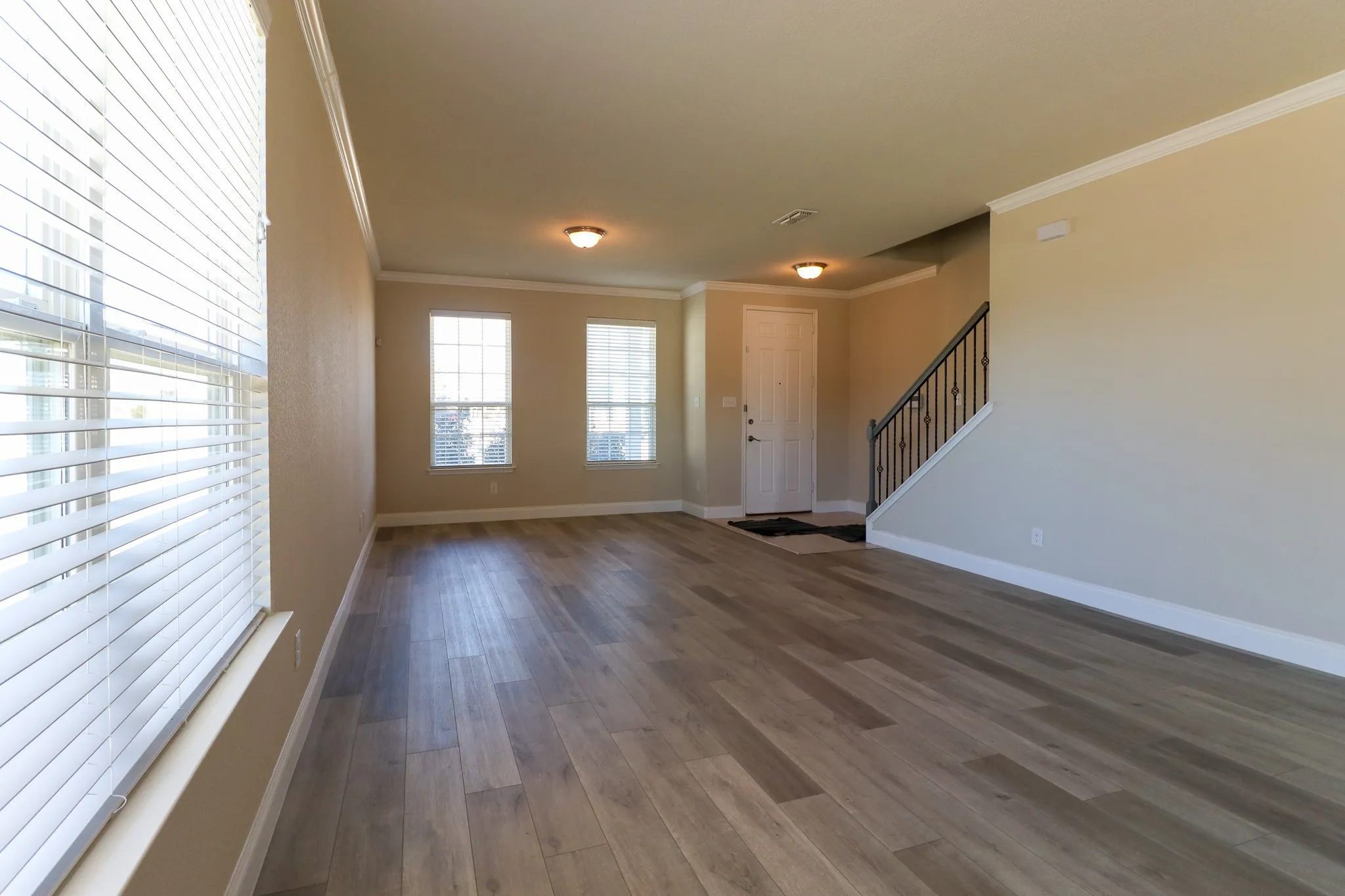 Single Family Residence For Sale in Denton County , 9160 Cranston Court, Providence Village, Texas 76227, 4 Bedrooms, 4 Bathrooms, 2 Garage spaces, 3,206 Sqft, built in 2016, Preowned, Price $425,000, mls#21239940, Real Estate Agent in Providence Village, Homes For Sale in Denton county, Homes For Sale in Providence Village, Realtor in Providence Village Texas, Real Estate Brokerage Independent Realty Texas, Luminita Cordes Realtor
