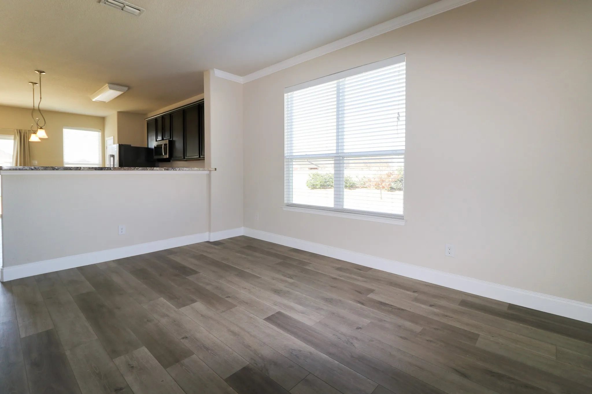 Single Family Residence For Sale in Denton County , 9160 Cranston Court, Providence Village, Texas 76227, 4 Bedrooms, 4 Bathrooms, 2 Garage spaces, 3,206 Sqft, built in 2016, Preowned, Price $425,000, mls#21239940, Real Estate Agent in Providence Village, Homes For Sale in Denton county, Homes For Sale in Providence Village, Realtor in Providence Village Texas, Real Estate Brokerage Independent Realty Texas, Luminita Cordes Realtor