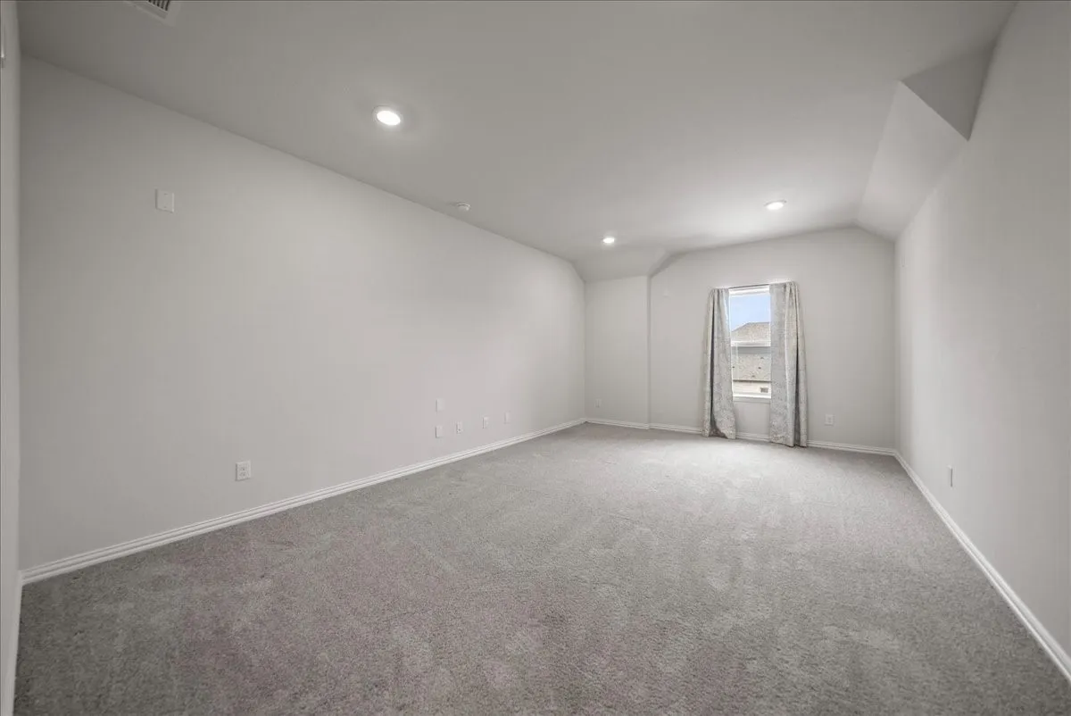 Single Family Residence For Sale in Denton County , 449 Willowmore Drive, Little Elm, Texas 75068, 3 Bedroom, 3 Bathroom, 2 Garage spaces, 3,690 Sqft, built in 2024, Preowned, mls#21208951, Real Estate Agent in Little Elm, Homes For Sale in Denton county, Homes For Sale in Little Elm, Realtor in Little Elm Texas, Real Estate Brokerage Independent Realty Texas, Luminita Cordes Realtor