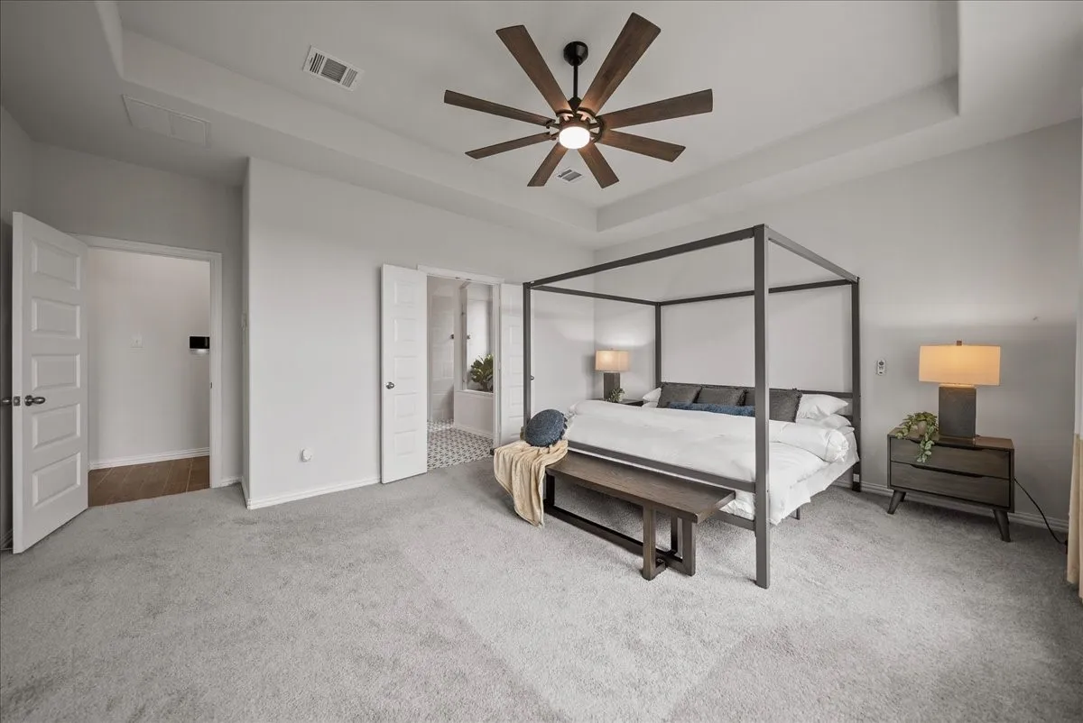 Single Family Residence For Sale in Denton County , 449 Willowmore Drive, Little Elm, Texas 75068, 3 Bedroom, 3 Bathroom, 2 Garage spaces, 3,690 Sqft, built in 2024, Preowned, mls#21208951, Real Estate Agent in Little Elm, Homes For Sale in Denton county, Homes For Sale in Little Elm, Realtor in Little Elm Texas, Real Estate Brokerage Independent Realty Texas, Luminita Cordes Realtor