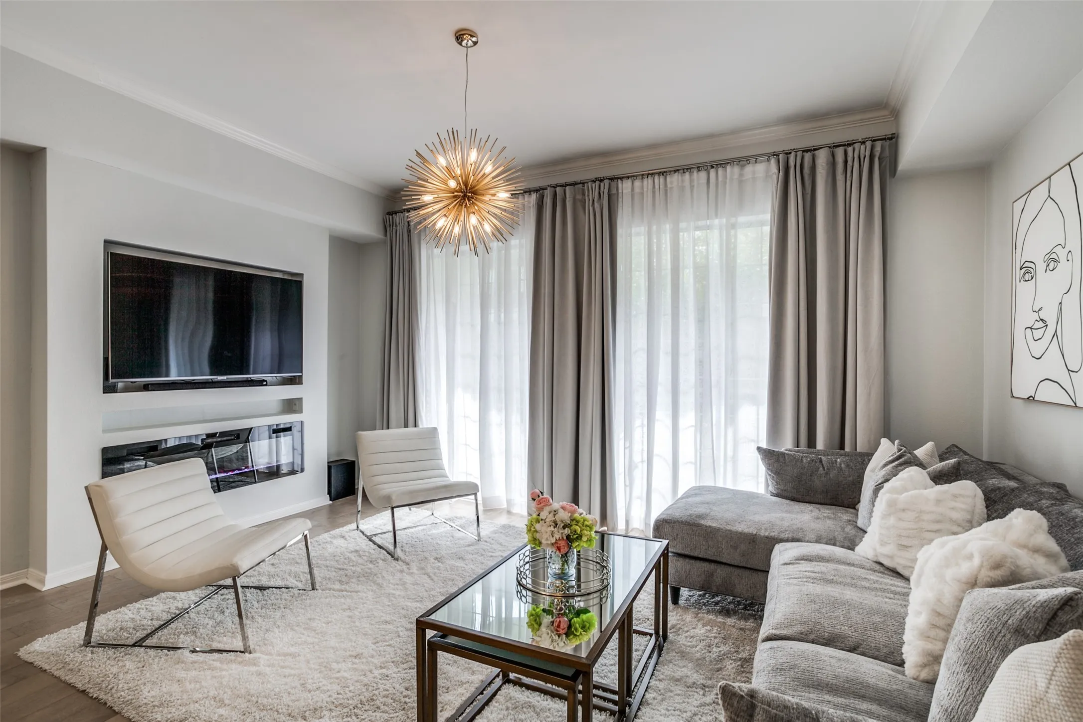 Condominium For Rent in Dallas County , 3225 Turtle Creek Boulevard 220, Dallas, Texas 75219, 2 Bedroom, 2 Bathroom, 1 Garage spaces, 1,154 Sqft, built in 1998, Preowned, mls#21202510, Real Estate Agent in Dallas, Homes For Rent in Dallas county, Homes For Rent in Dallas, Realtor in Dallas Texas, Real Estate Brokerage Independent Realty Texas, Luminita Cordes Realtor