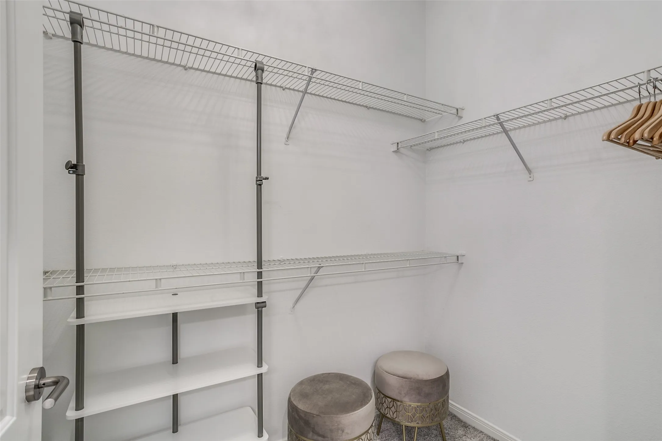 Condominium For Rent in Dallas County , 3225 Turtle Creek Boulevard 220, Dallas, Texas 75219, 2 Bedroom, 2 Bathroom, 1 Garage spaces, 1,154 Sqft, built in 1998, Preowned, mls#21202510, Real Estate Agent in Dallas, Homes For Rent in Dallas county, Homes For Rent in Dallas, Realtor in Dallas Texas, Real Estate Brokerage Independent Realty Texas, Luminita Cordes Realtor