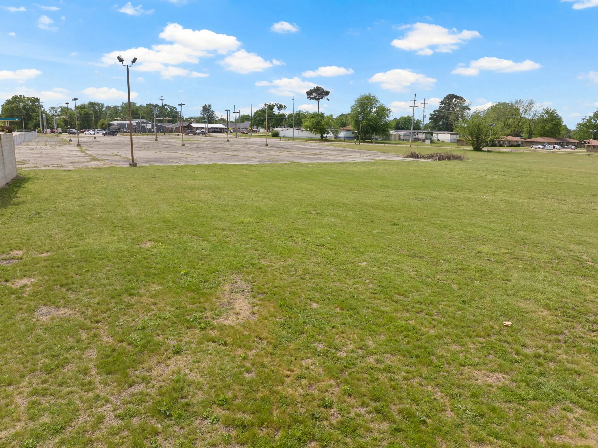 Unimproved Land For Sale in Titus County , TBD W 16th Street, Mt Pleasant, Texas 75455, 0, 0, Garage spaces, 0 Sqft, built in 0, Unknown, Price $1,599,000, mls#21241432, Real Estate Agent in Mt Pleasant, Homes For Sale in Titus county, Homes For Sale in Mt Pleasant, Realtor in Mt Pleasant Texas, Real Estate Brokerage Independent Realty Texas, Luminita Cordes Realtor