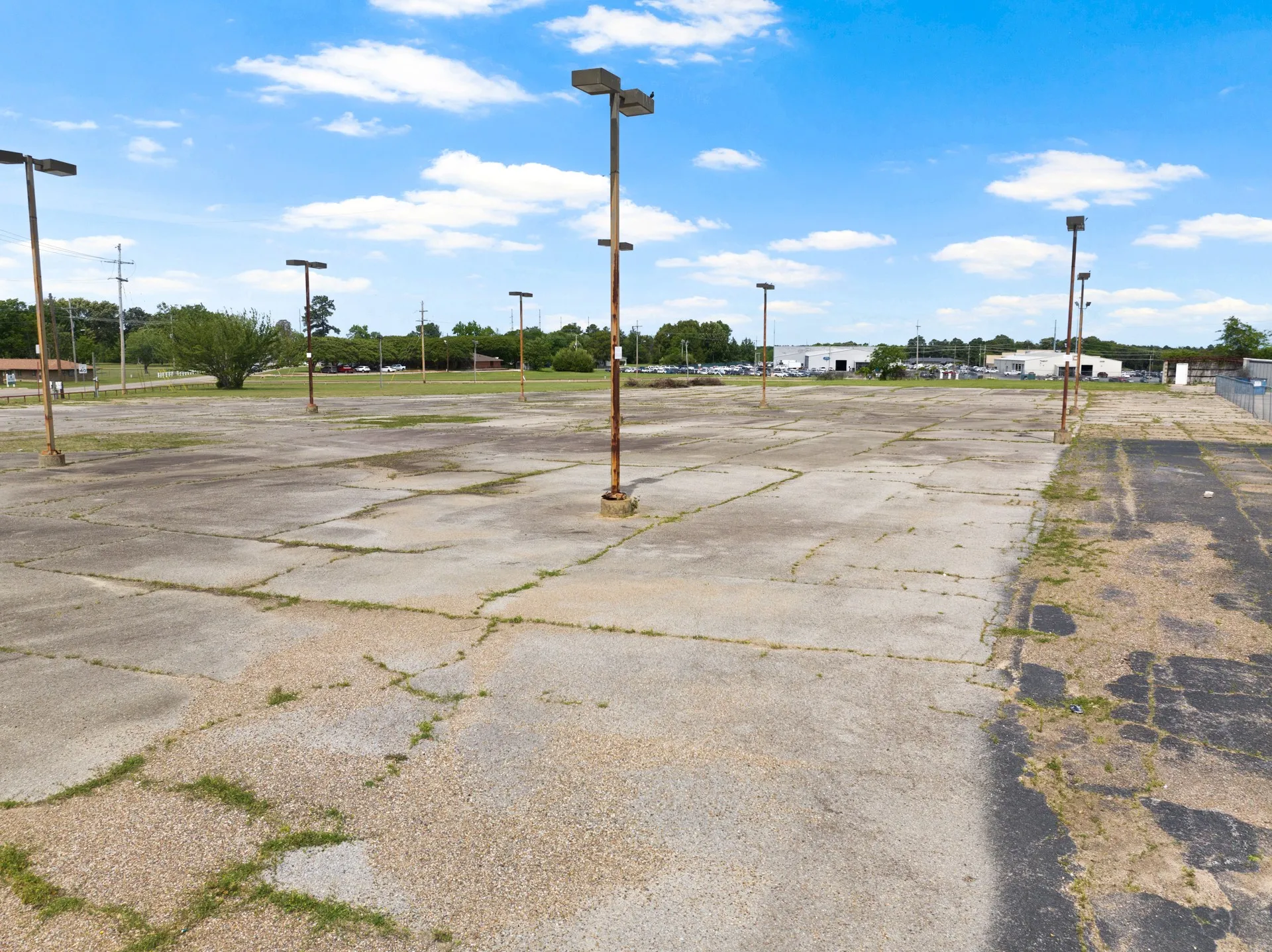 Unimproved Land For Sale in Titus County , TBD W 16th Street, Mt Pleasant, Texas 75455, 0, 0, Garage spaces, 0 Sqft, built in 0, Unknown, Price $1,599,000, mls#21241432, Real Estate Agent in Mt Pleasant, Homes For Sale in Titus county, Homes For Sale in Mt Pleasant, Realtor in Mt Pleasant Texas, Real Estate Brokerage Independent Realty Texas, Luminita Cordes Realtor