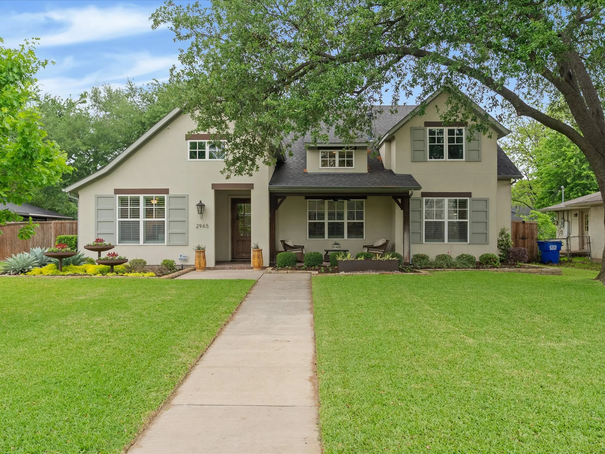 Single Family Residence For Sale in Dallas County , 2965 Eric Lane, Farmers Branch, Texas 75234, 4 Bedroom, 3 Bathroom, 2 Garage spaces, 3,006 Sqft, built in 2015, mls#21240333, Real Estate Agent in Farmers Branch, Homes For Sale in Dallas county, Homes For Sale in Farmers Branch, Realtor in Farmers Branch Texas, Real Estate Brokerage Independent Realty Texas, Luminita Cordes Realtor