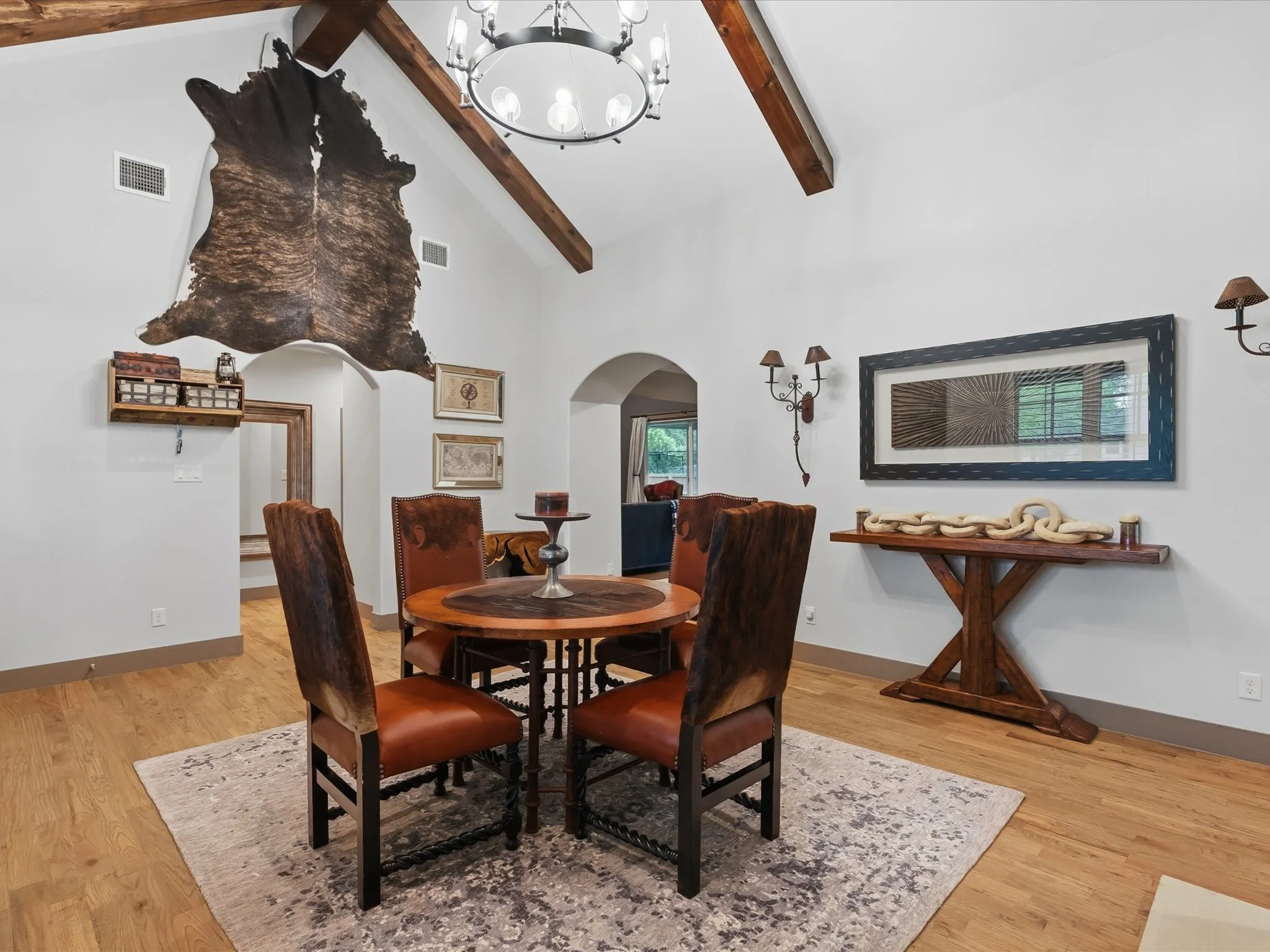 Single Family Residence For Sale in Dallas County , 2965 Eric Lane, Farmers Branch, Texas 75234, 4 Bedroom, 3 Bathroom, 2 Garage spaces, 3,006 Sqft, built in 2015, mls#21240333, Real Estate Agent in Farmers Branch, Homes For Sale in Dallas county, Homes For Sale in Farmers Branch, Realtor in Farmers Branch Texas, Real Estate Brokerage Independent Realty Texas, Luminita Cordes Realtor