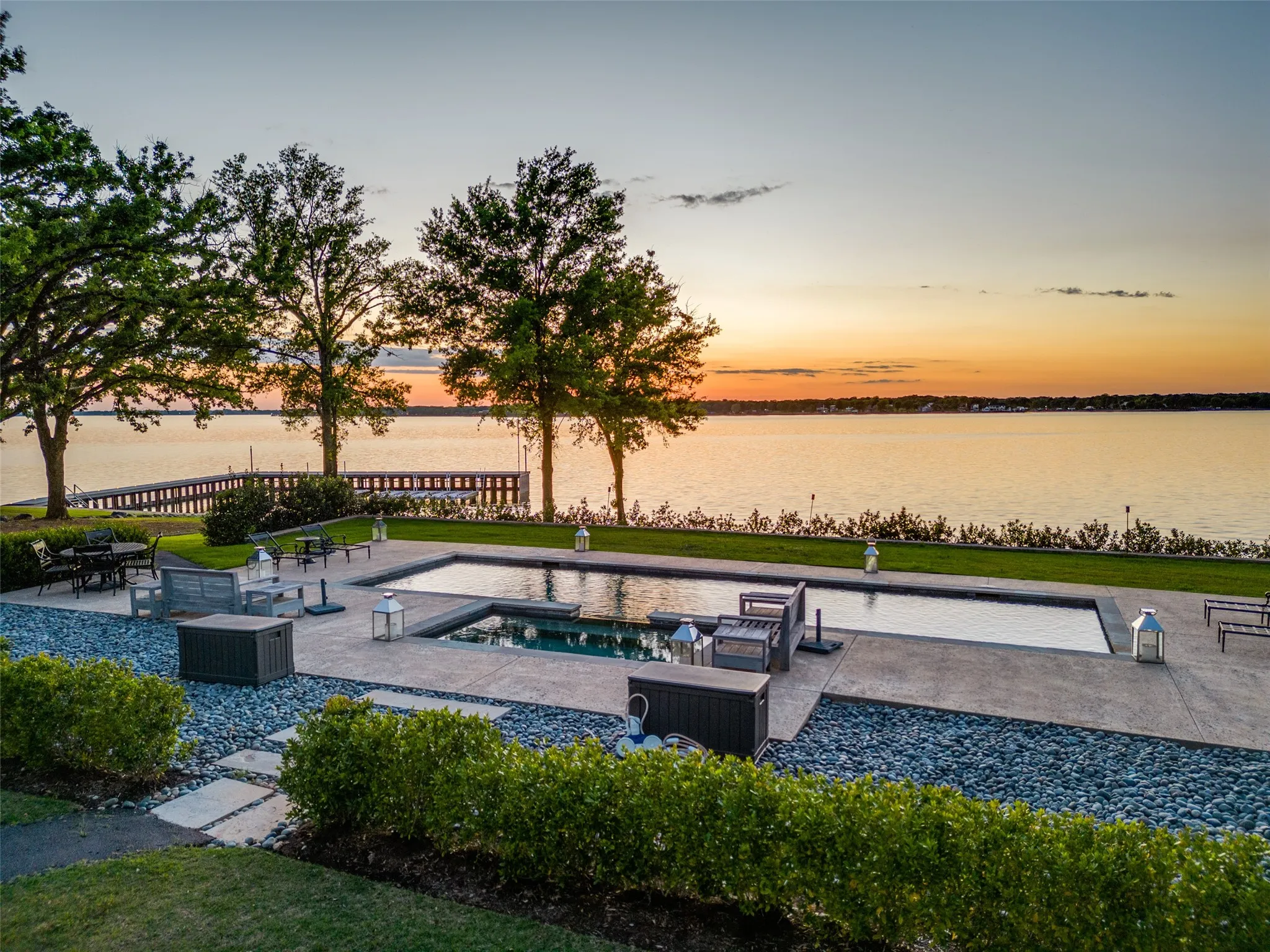 Farm For Sale in Henderson County , 0 Barron, Caney City, Texas 75148, 9 Bedroom, 11 Bathroom, 6 Garage spaces, 9,774 Sqft, built in 2021, Preowned, Price $14,700,000, mls#21240789, Real Estate Agent in Caney City, Homes For Sale in Henderson county, Homes For Sale in Caney City, Realtor in Caney City Texas, Real Estate Brokerage Independent Realty Texas, Luminita Cordes Realtor
