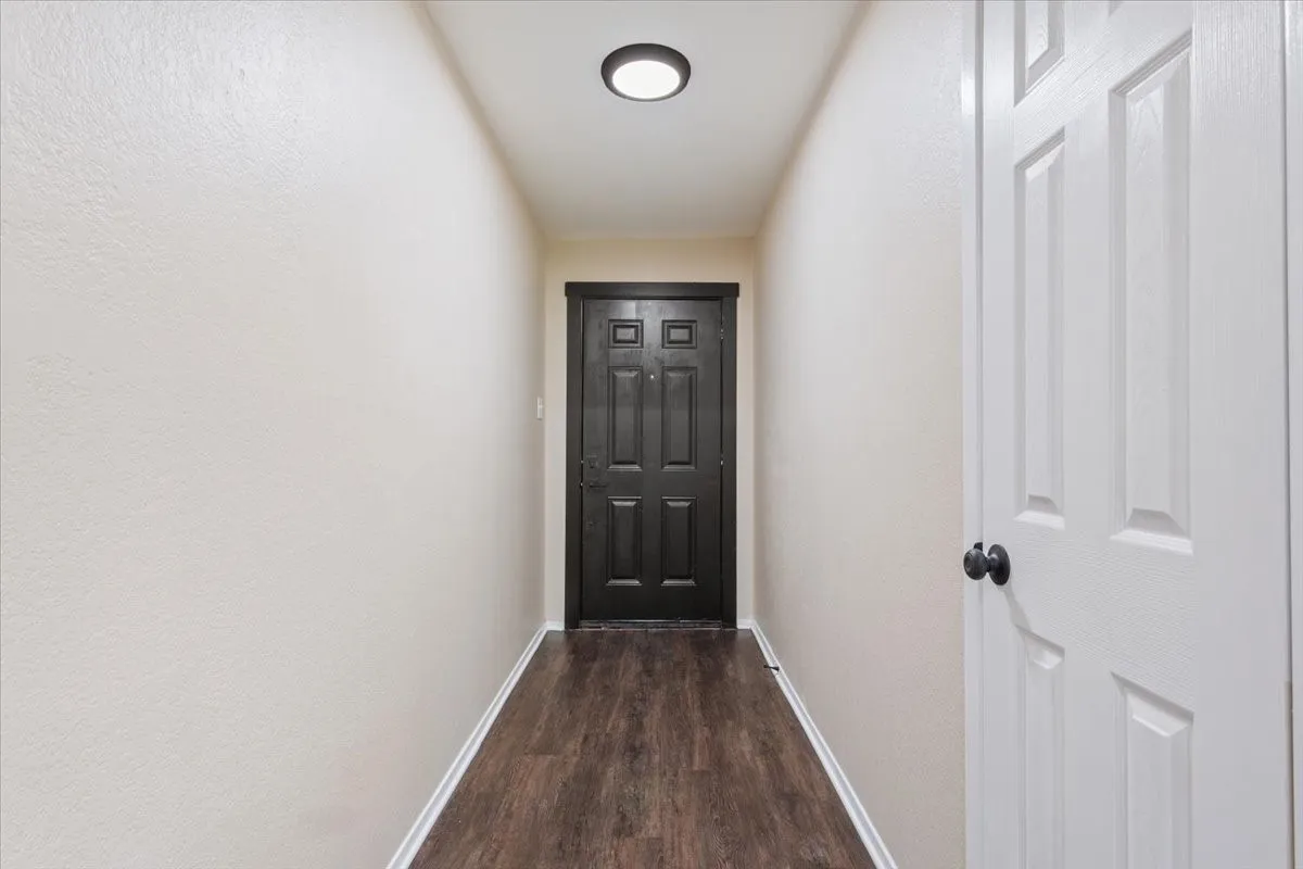 Single Family Residence For Sale in Mc Lennan County , 329 Applewood Lane, Hewitt, Texas 76643, 3 Bedroom, 2 Bathroom, 1 Garage spaces, 1,488 Sqft, built in 1984, mls#21241456, Real Estate Agent in Hewitt, Homes For Sale in Mc Lennan county, Homes For Sale in Hewitt, Realtor in Hewitt Texas, Real Estate Brokerage Independent Realty Texas, Luminita Cordes Realtor
