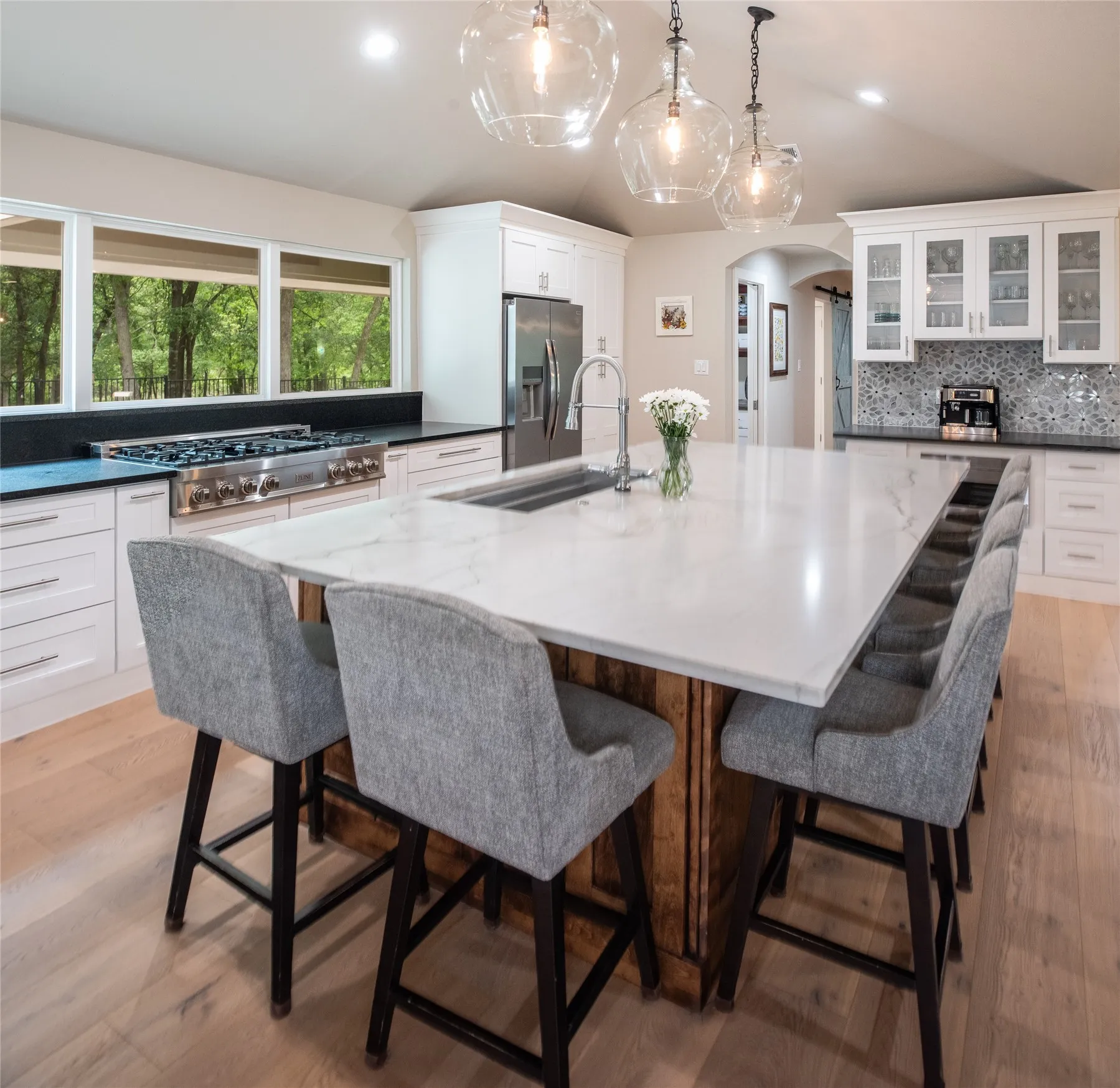 Single Family Residence For Sale in Collin County , 1451 Meandro Ria Lane, Fairview, Texas 75069, 3 Bedroom, 3 Bathroom, 2 Garage spaces, 2,890 Sqft, built in 1981, Preowned, mls#21233772, Real Estate Agent in Fairview, Homes For Sale in Collin county, Homes For Sale in Fairview, Realtor in Fairview Texas, Real Estate Brokerage Independent Realty Texas, Luminita Cordes Realtor