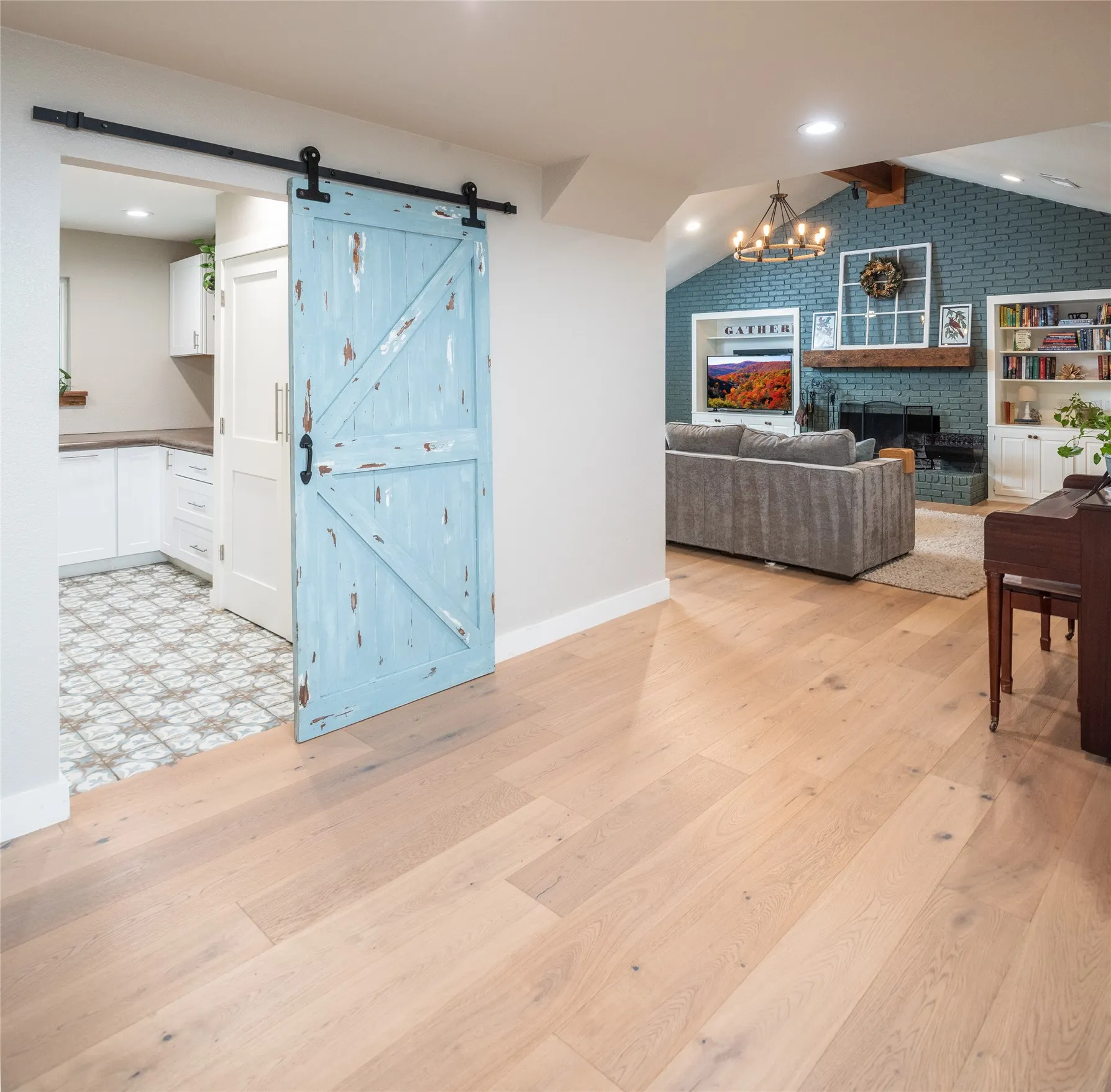 Single Family Residence For Sale in Collin County , 1451 Meandro Ria Lane, Fairview, Texas 75069, 3 Bedroom, 3 Bathroom, 2 Garage spaces, 2,890 Sqft, built in 1981, Preowned, mls#21233772, Real Estate Agent in Fairview, Homes For Sale in Collin county, Homes For Sale in Fairview, Realtor in Fairview Texas, Real Estate Brokerage Independent Realty Texas, Luminita Cordes Realtor