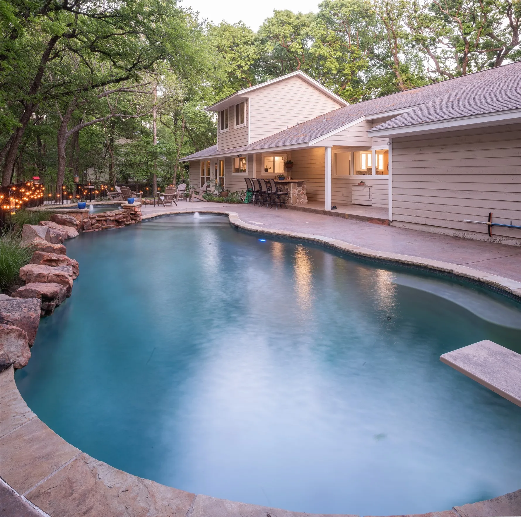 Single Family Residence For Sale in Collin County , 1451 Meandro Ria Lane, Fairview, Texas 75069, 3 Bedroom, 3 Bathroom, 2 Garage spaces, 2,890 Sqft, built in 1981, Preowned, mls#21233772, Real Estate Agent in Fairview, Homes For Sale in Collin county, Homes For Sale in Fairview, Realtor in Fairview Texas, Real Estate Brokerage Independent Realty Texas, Luminita Cordes Realtor