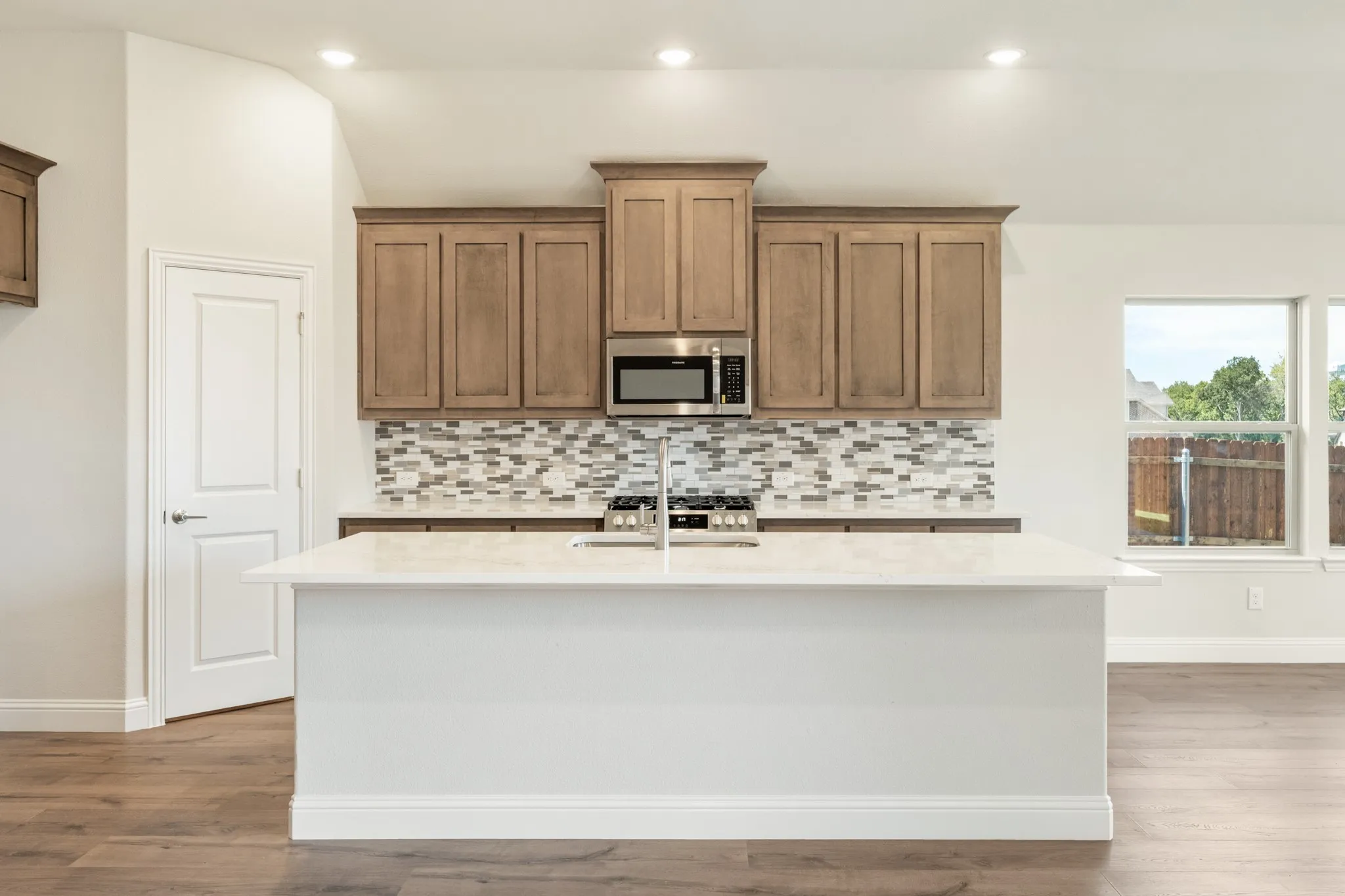 Single Family Residence For Sale in Johnson County , 213 Seminole Trail, Alvarado, Texas 76009, 4 Bedrooms, 3 Bathrooms, 2 Garage spaces, 2,102 Sqft, built in 2025, New Construction - Complete, Price $370,000, mls#21241556, Real Estate Agent in Alvarado, Homes For Sale in Johnson county, Homes For Sale in Alvarado, Realtor in Alvarado Texas, Real Estate Brokerage Independent Realty Texas, Luminita Cordes Realtor