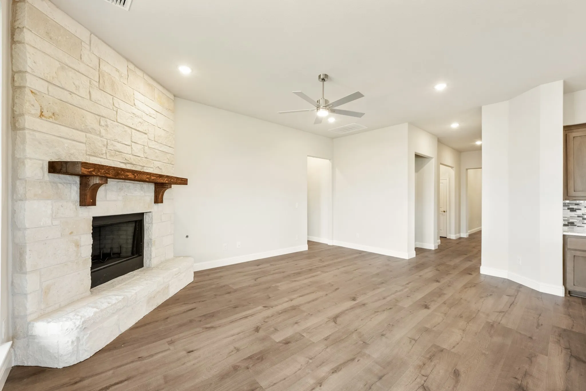 Single Family Residence For Sale in Johnson County , 213 Seminole Trail, Alvarado, Texas 76009, 4 Bedrooms, 3 Bathrooms, 2 Garage spaces, 2,102 Sqft, built in 2025, New Construction - Complete, Price $370,000, mls#21241556, Real Estate Agent in Alvarado, Homes For Sale in Johnson county, Homes For Sale in Alvarado, Realtor in Alvarado Texas, Real Estate Brokerage Independent Realty Texas, Luminita Cordes Realtor
