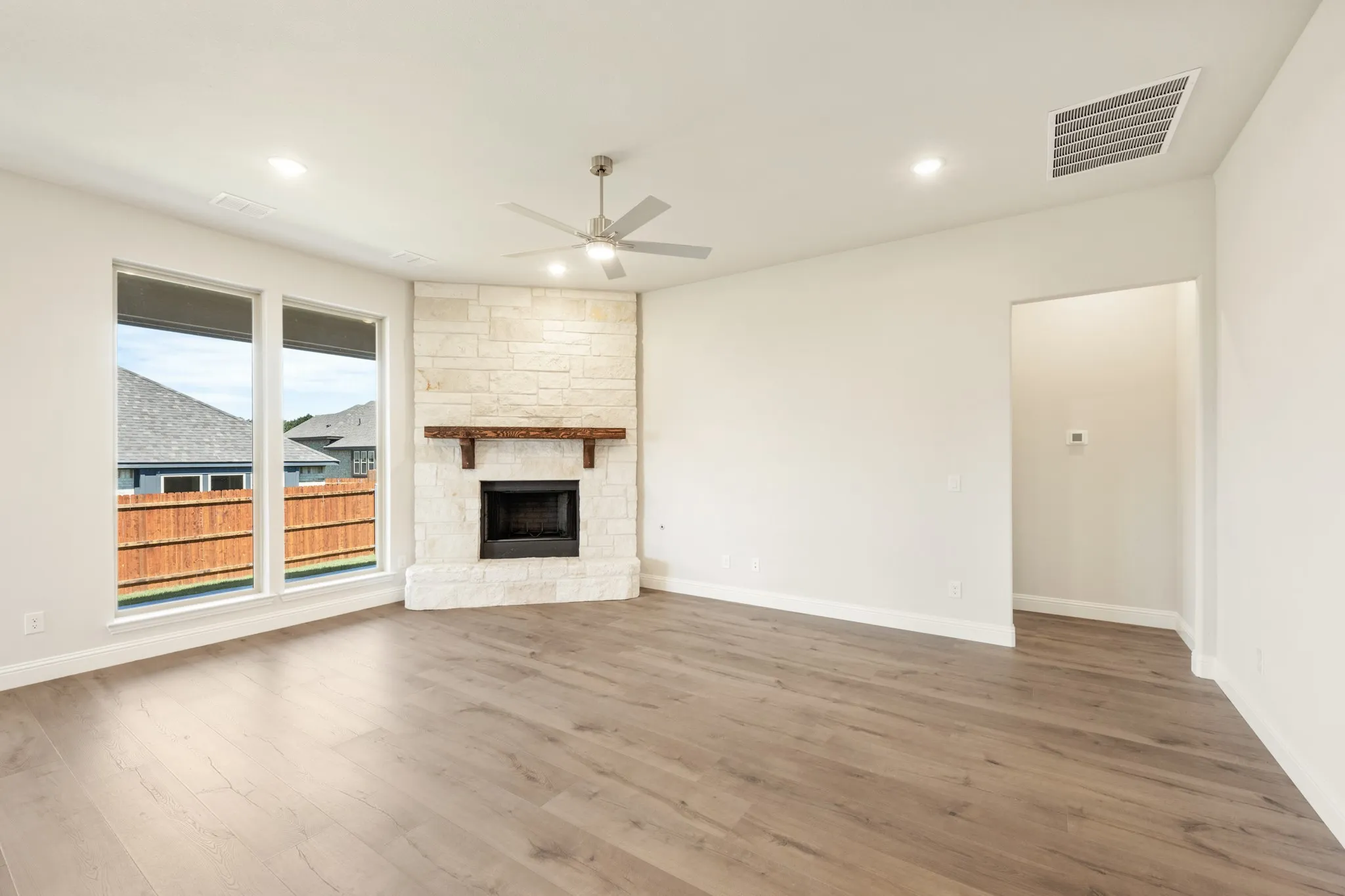 Single Family Residence For Sale in Johnson County , 213 Seminole Trail, Alvarado, Texas 76009, 4 Bedrooms, 3 Bathrooms, 2 Garage spaces, 2,102 Sqft, built in 2025, New Construction - Complete, Price $370,000, mls#21241556, Real Estate Agent in Alvarado, Homes For Sale in Johnson county, Homes For Sale in Alvarado, Realtor in Alvarado Texas, Real Estate Brokerage Independent Realty Texas, Luminita Cordes Realtor