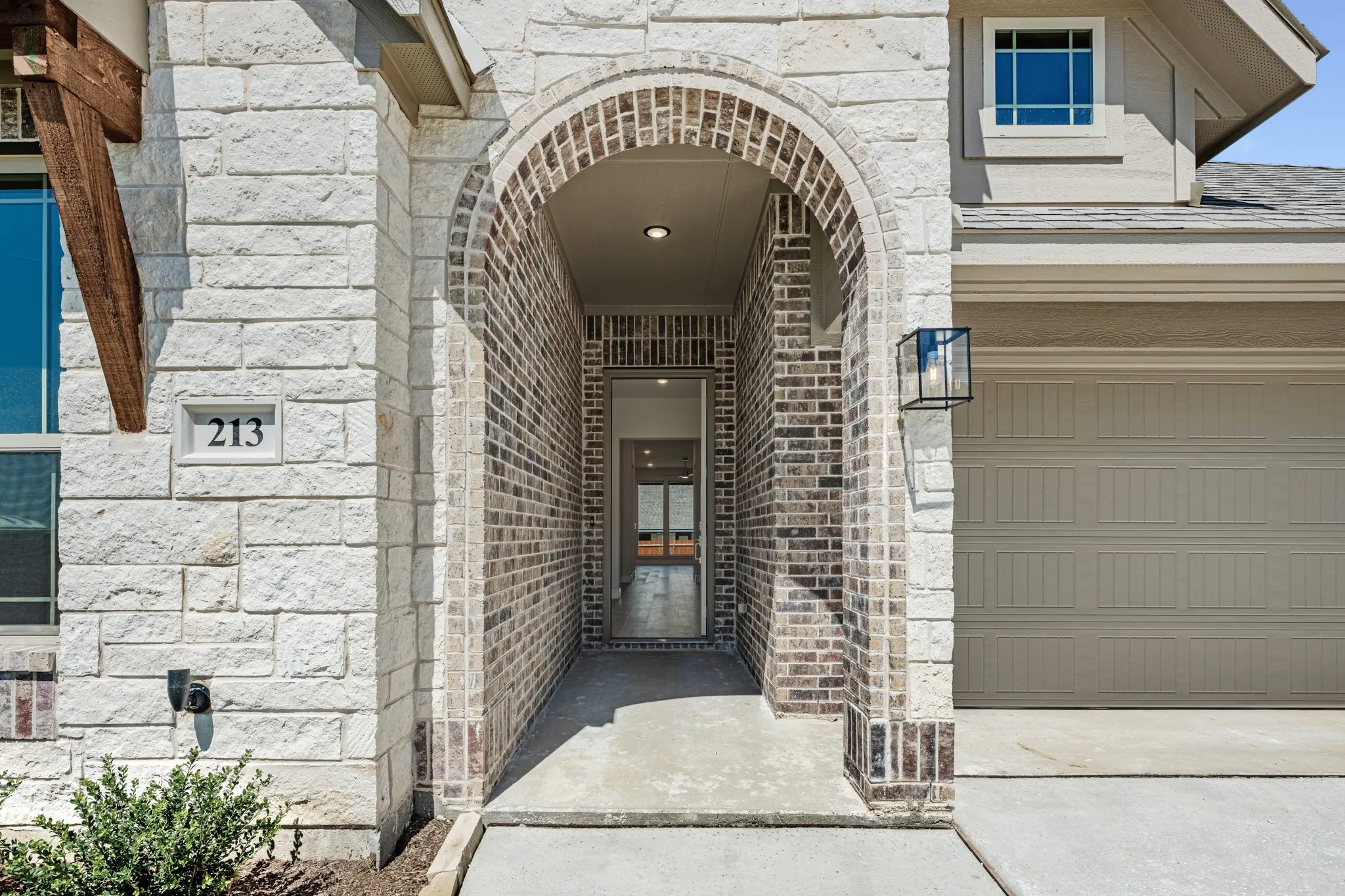 Single Family Residence For Sale in Johnson County , 213 Seminole Trail, Alvarado, Texas 76009, 4 Bedrooms, 3 Bathrooms, 2 Garage spaces, 2,102 Sqft, built in 2025, New Construction - Complete, Price $370,000, mls#21241556, Real Estate Agent in Alvarado, Homes For Sale in Johnson county, Homes For Sale in Alvarado, Realtor in Alvarado Texas, Real Estate Brokerage Independent Realty Texas, Luminita Cordes Realtor