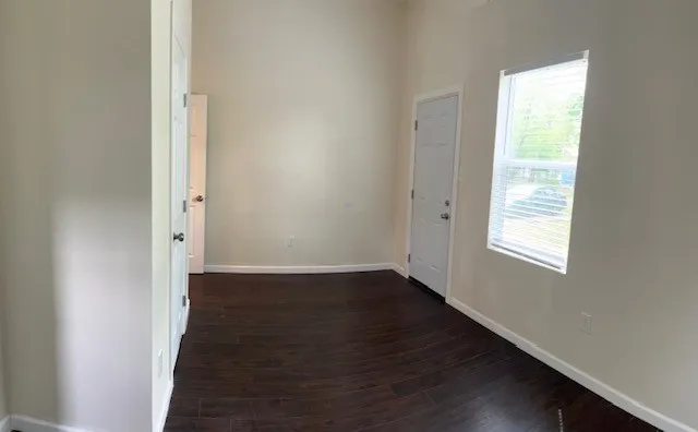 Apartment For Rent in Hunt County , 3112 Stonewall Street 2, Greenville, Texas 75401, 1 Bedroom, 1 Bathroom, Garage spaces, 730 Sqft, built in 1940, Preowned, mls#21241480, Real Estate Agent in Greenville, Homes For Rent in Hunt county, Homes For Rent in Greenville, Realtor in Greenville Texas, Real Estate Brokerage Independent Realty Texas, Luminita Cordes Realtor