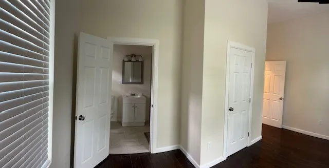 Apartment For Rent in Hunt County , 3112 Stonewall Street 2, Greenville, Texas 75401, 1 Bedroom, 1 Bathroom, Garage spaces, 730 Sqft, built in 1940, Preowned, mls#21241480, Real Estate Agent in Greenville, Homes For Rent in Hunt county, Homes For Rent in Greenville, Realtor in Greenville Texas, Real Estate Brokerage Independent Realty Texas, Luminita Cordes Realtor
