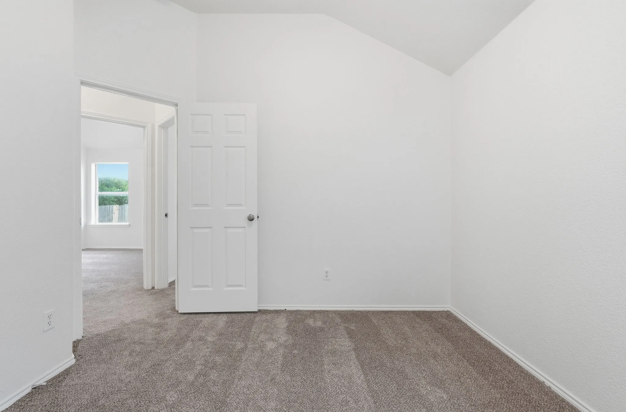 Single Family Residence For Sale in Tarrant County , 6233 Brooklynn Drive, Fort Worth, Texas 76179, 4 Bedroom, 2 Bathroom, 2 Garage spaces, 1,920 Sqft, built in 2005, mls#21239810, Real Estate Agent in Fort Worth, Homes For Sale in Tarrant county, Homes For Sale in Fort Worth, Realtor in Fort Worth Texas, Real Estate Brokerage Independent Realty Texas, Luminita Cordes Realtor