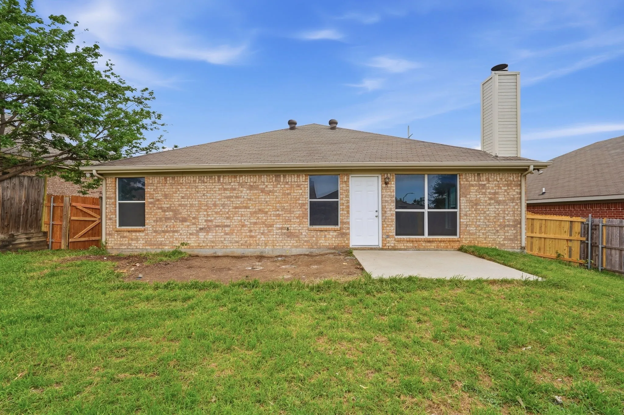 Single Family Residence For Sale in Tarrant County , 6233 Brooklynn Drive, Fort Worth, Texas 76179, 4 Bedroom, 2 Bathroom, 2 Garage spaces, 1,920 Sqft, built in 2005, mls#21239810, Real Estate Agent in Fort Worth, Homes For Sale in Tarrant county, Homes For Sale in Fort Worth, Realtor in Fort Worth Texas, Real Estate Brokerage Independent Realty Texas, Luminita Cordes Realtor