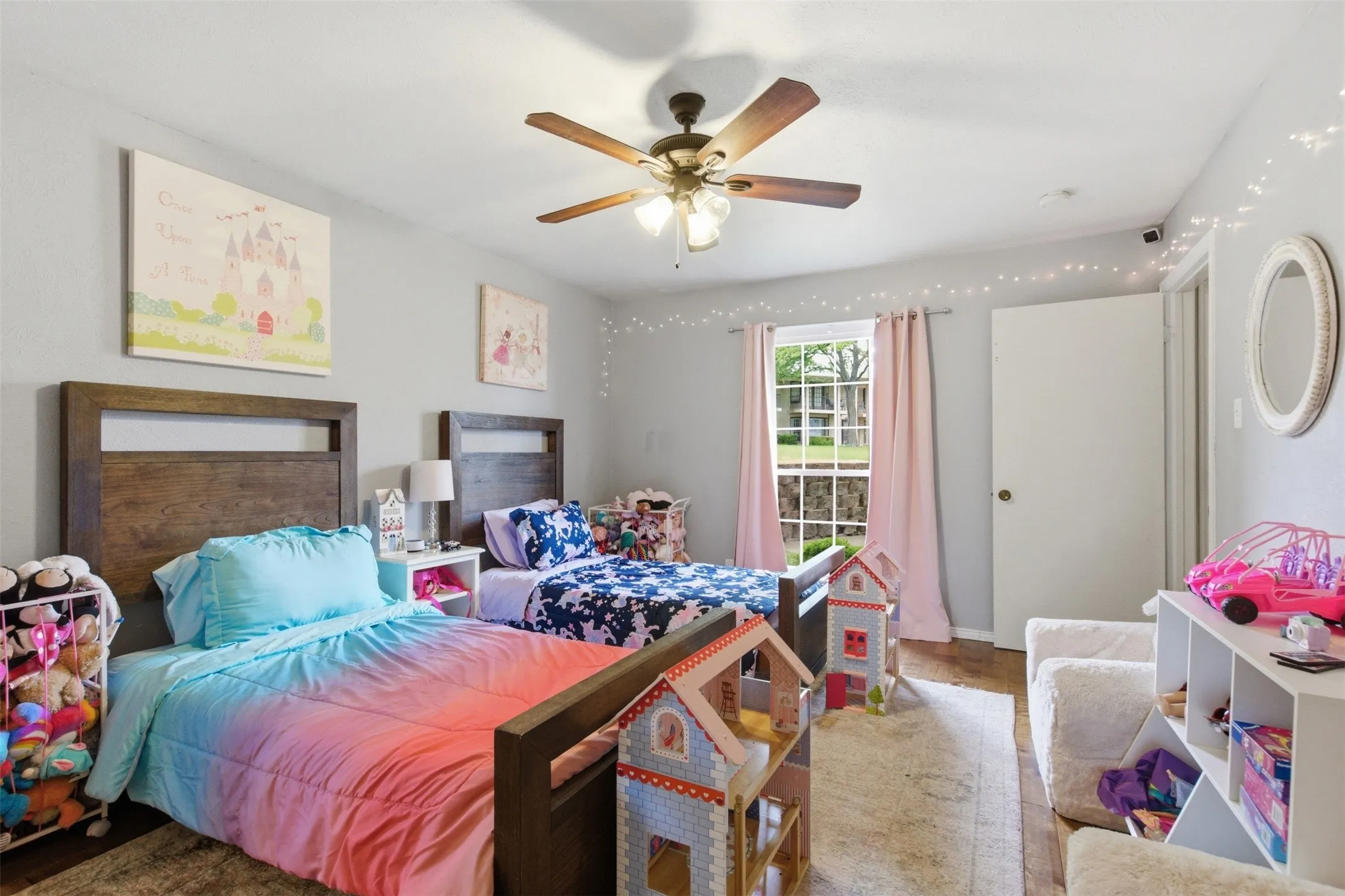 Condominium For Sale in Dallas County , 5852 Marina Drive 21, Garland, Texas 75043, 3 Bedroom, 4 Bathroom, Garage spaces, 2,164 Sqft, built in 1977, mls#21241582, Real Estate Agent in Garland, Homes For Sale in Dallas county, Homes For Sale in Garland, Realtor in Garland Texas, Real Estate Brokerage Independent Realty Texas, Luminita Cordes Realtor