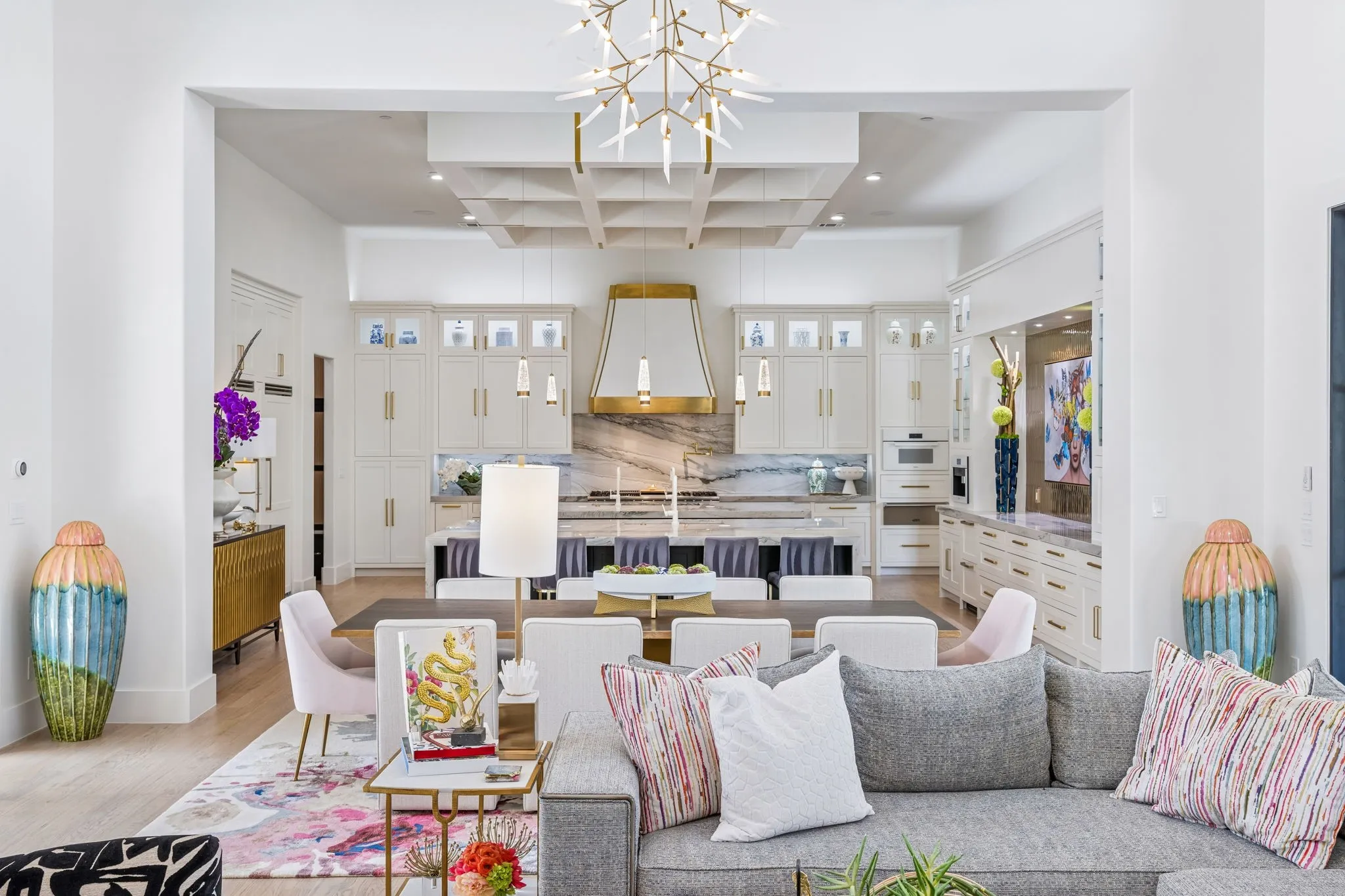 Single Family Residence For Sale in Tarrant County , 2 Paigebrooke, Westlake, Texas 76262, 5 Bedroom, 7 Bathroom, 4 Garage spaces, 7,638 Sqft, built in 2014, Preowned, mls#21234052, Real Estate Agent in Westlake, Homes For Sale in Tarrant county, Homes For Sale in Westlake, Realtor in Westlake Texas, Real Estate Brokerage Independent Realty Texas, Luminita Cordes Realtor