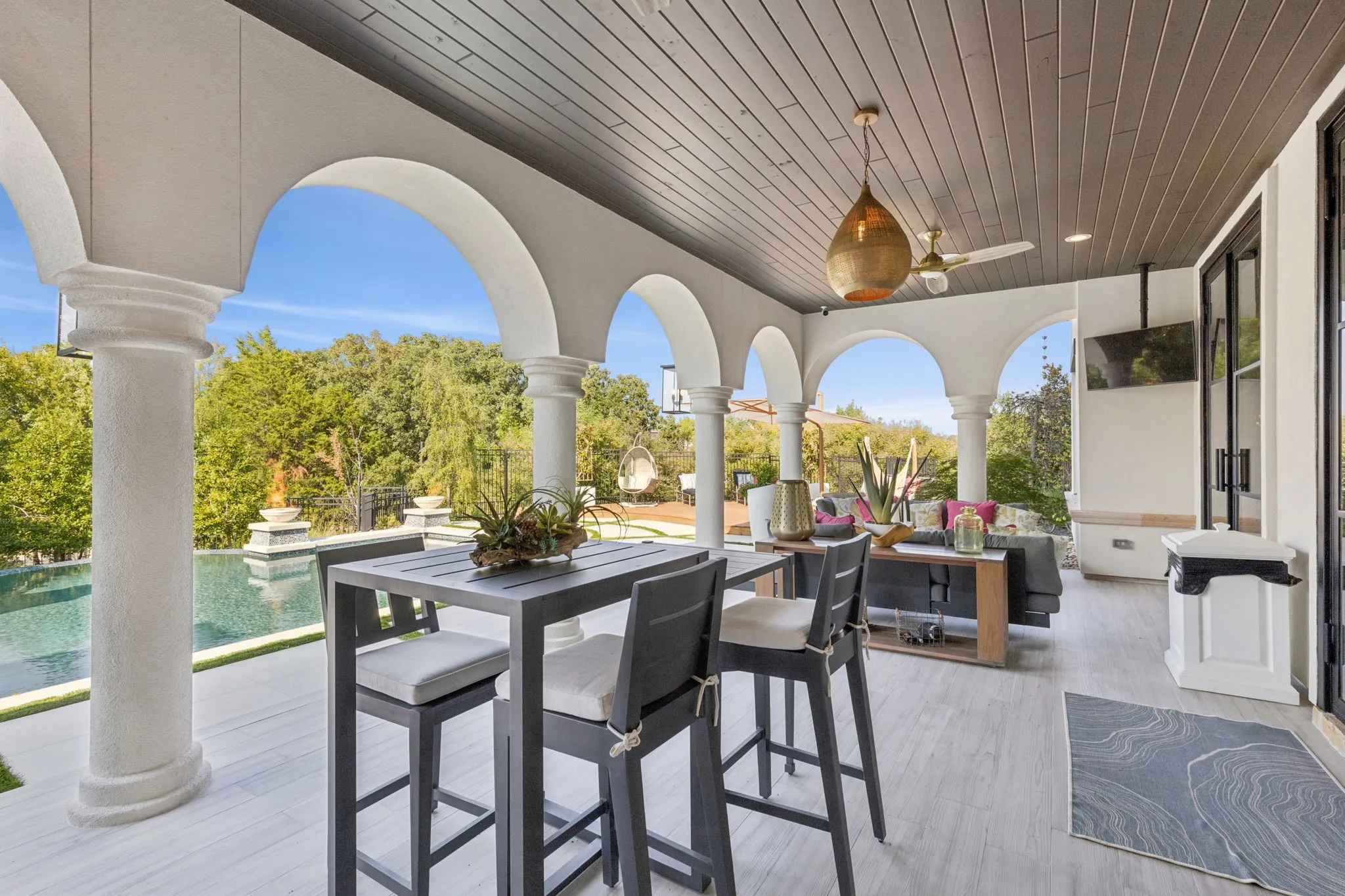 Single Family Residence For Sale in Tarrant County , 2 Paigebrooke, Westlake, Texas 76262, 5 Bedroom, 7 Bathroom, 4 Garage spaces, 7,638 Sqft, built in 2014, Preowned, mls#21234052, Real Estate Agent in Westlake, Homes For Sale in Tarrant county, Homes For Sale in Westlake, Realtor in Westlake Texas, Real Estate Brokerage Independent Realty Texas, Luminita Cordes Realtor
