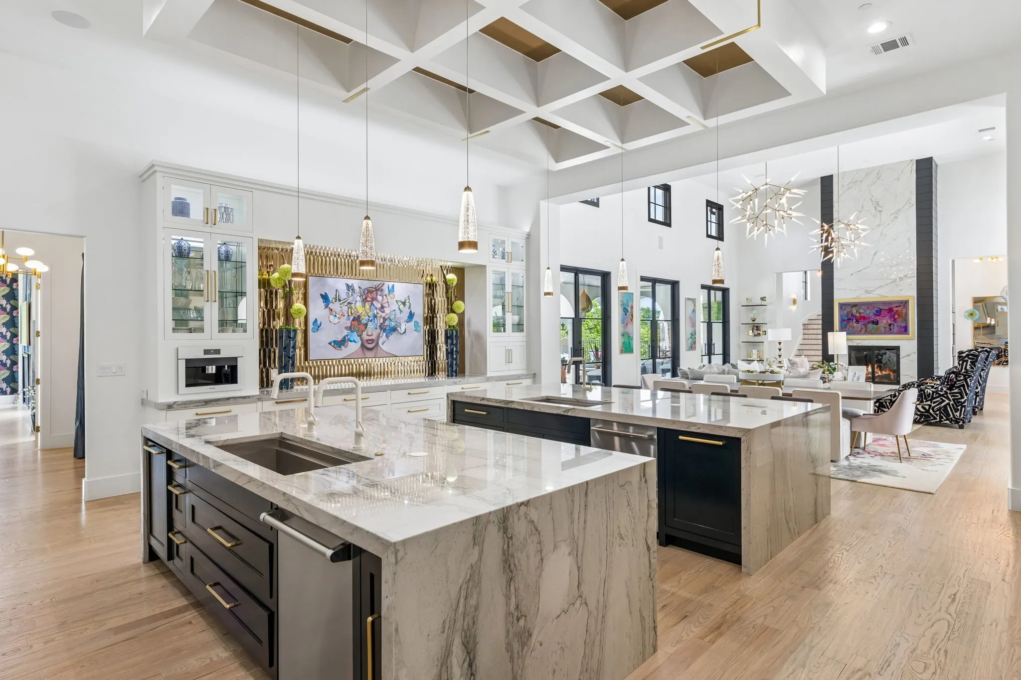 Single Family Residence For Sale in Tarrant County , 2 Paigebrooke, Westlake, Texas 76262, 5 Bedroom, 7 Bathroom, 4 Garage spaces, 7,638 Sqft, built in 2014, Preowned, mls#21234052, Real Estate Agent in Westlake, Homes For Sale in Tarrant county, Homes For Sale in Westlake, Realtor in Westlake Texas, Real Estate Brokerage Independent Realty Texas, Luminita Cordes Realtor