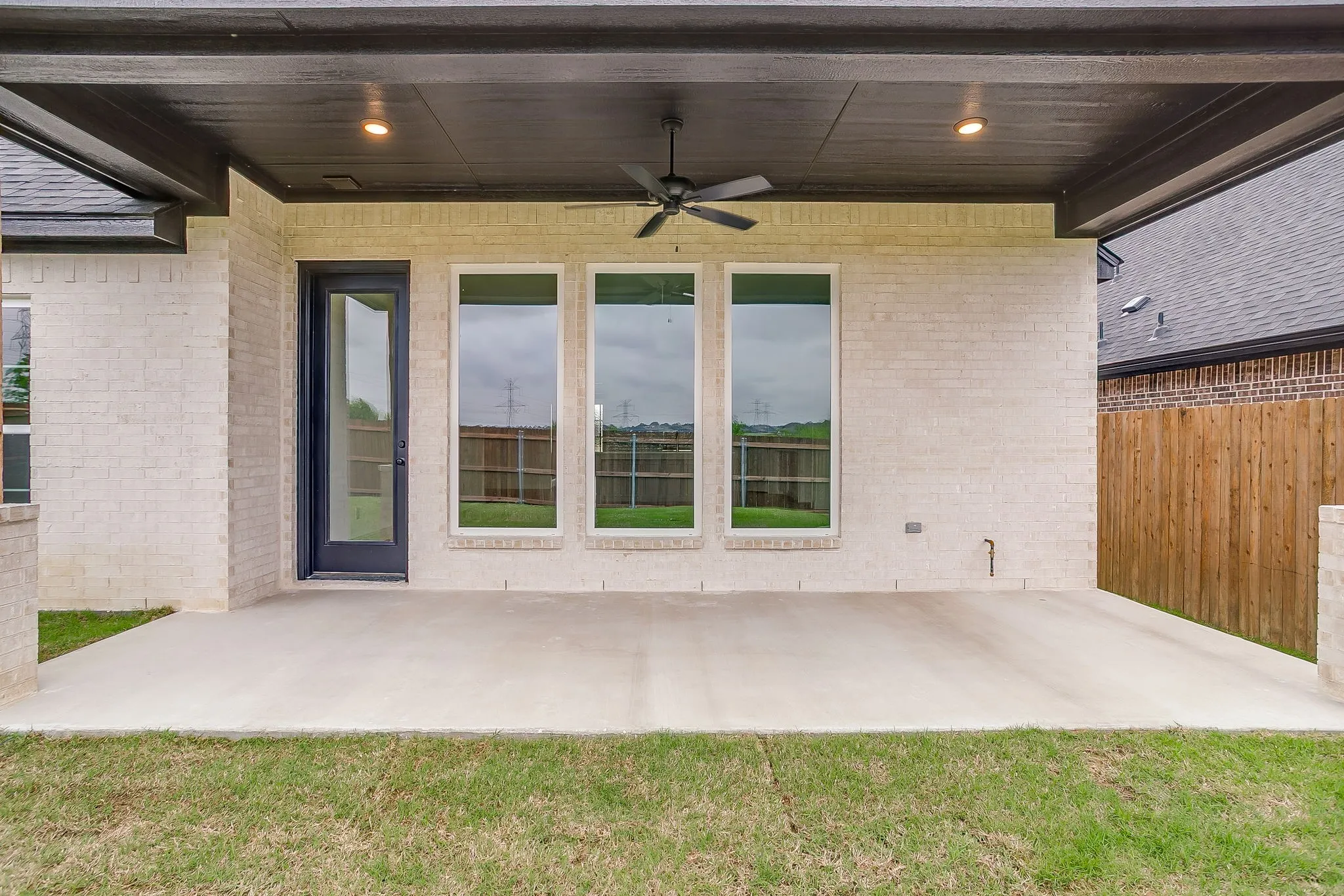 Single Family Residence For Sale in Tarrant County , 7286 Velvetleaf, Benbrook, Texas 76126, 3 Bedrooms, 2 Bathrooms, 2 Garage spaces, 2,082 Sqft, built in 2025, New Construction - Complete, Price $495,000, mls#21241599, Real Estate Agent in Benbrook, Homes For Sale in Tarrant county, Homes For Sale in Benbrook, Realtor in Benbrook Texas, Real Estate Brokerage Independent Realty Texas, Luminita Cordes Realtor