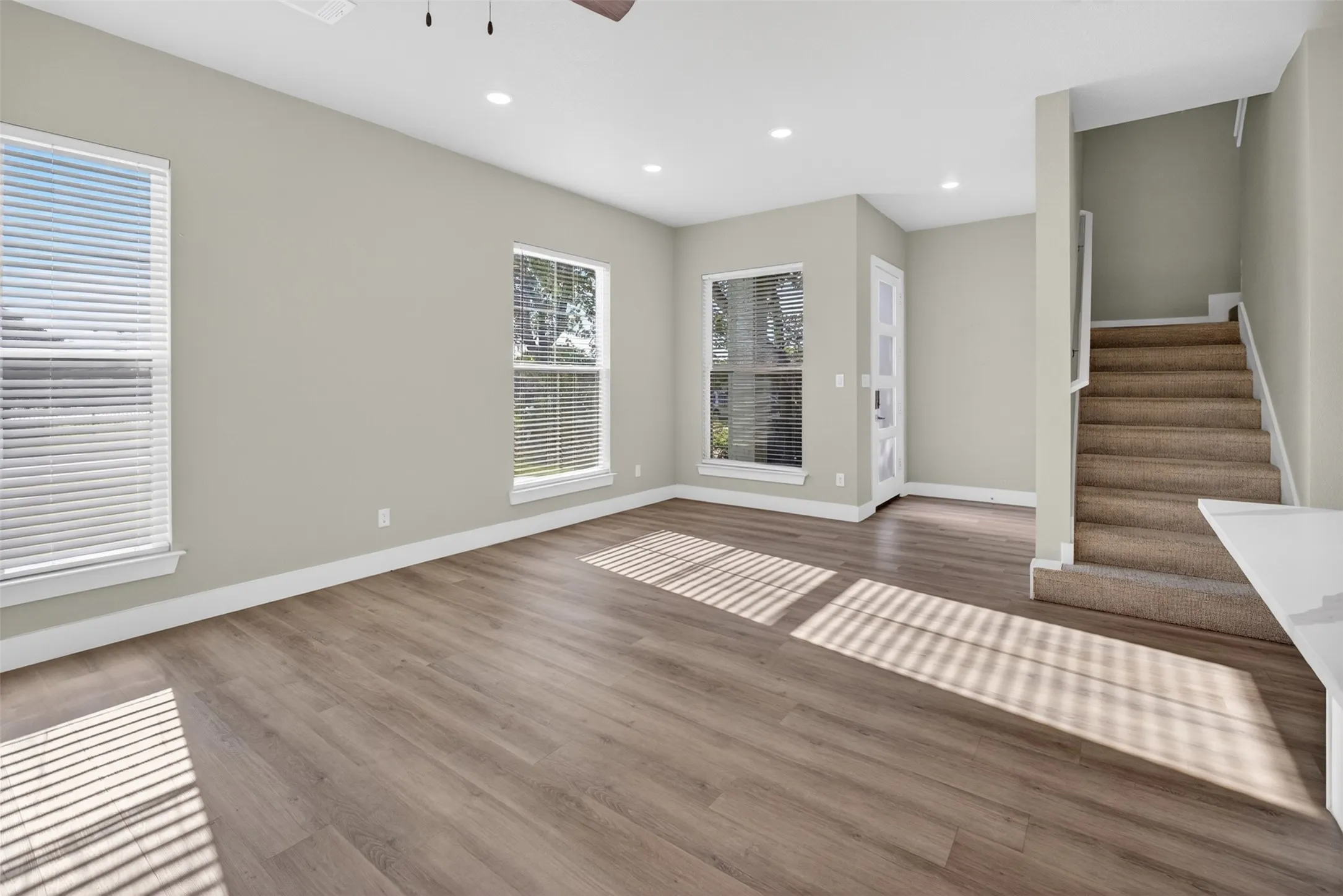 Single Family Residence For Sale in Tarrant County , 2945 Gordon Avenue, Fort Worth, Texas 76110, 5 Bedroom, 6 Bathroom, Garage spaces, 2,432 Sqft, built in 2024, mls#21241609, Real Estate Agent in Fort Worth, Homes For Sale in Tarrant county, Homes For Sale in Fort Worth, Realtor in Fort Worth Texas, Real Estate Brokerage Independent Realty Texas, Luminita Cordes Realtor