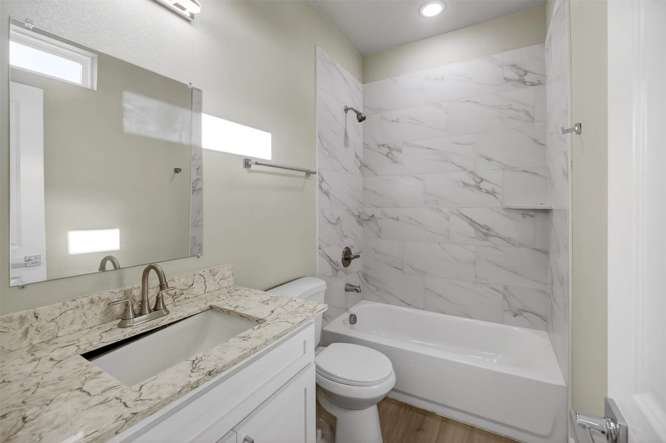 Single Family Residence For Sale in Tarrant County , 2945 Gordon Avenue, Fort Worth, Texas 76110, 5 Bedroom, 6 Bathroom, Garage spaces, 2,432 Sqft, built in 2024, mls#21241609, Real Estate Agent in Fort Worth, Homes For Sale in Tarrant county, Homes For Sale in Fort Worth, Realtor in Fort Worth Texas, Real Estate Brokerage Independent Realty Texas, Luminita Cordes Realtor
