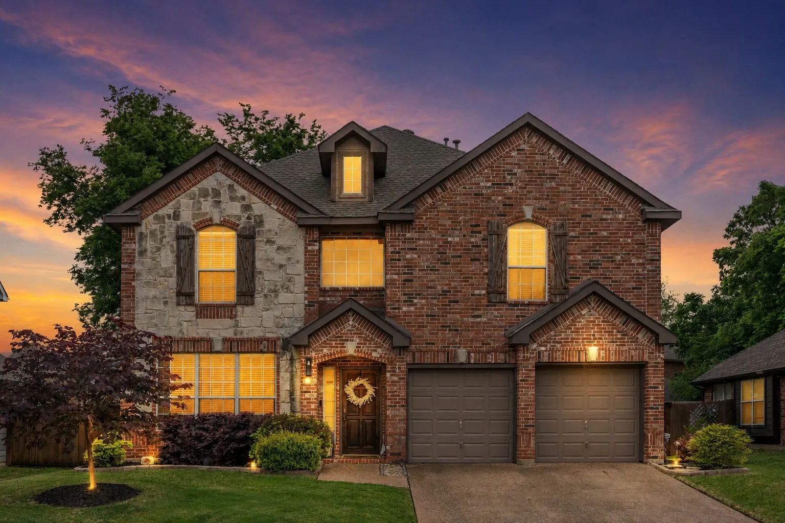 Single Family Residence For Sale in Collin County , 5305 Arrowhead Way, Mc Kinney, Texas 75072, 4 Bedroom, 3 Bathroom, 2 Garage spaces, 2,936 Sqft, built in 2001, Preowned, mls#21134493, Real Estate Agent in Mc Kinney, Homes For Sale in Collin county, Homes For Sale in Mc Kinney, Realtor in Mc Kinney Texas, Real Estate Brokerage Independent Realty Texas, Luminita Cordes Realtor